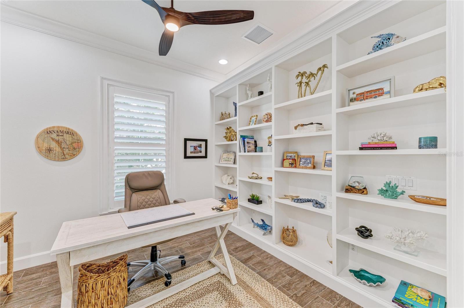 334 CASTAWAY CAY DR #101