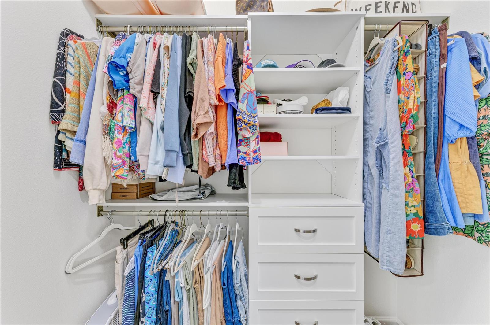 334 CASTAWAY CAY DR #101