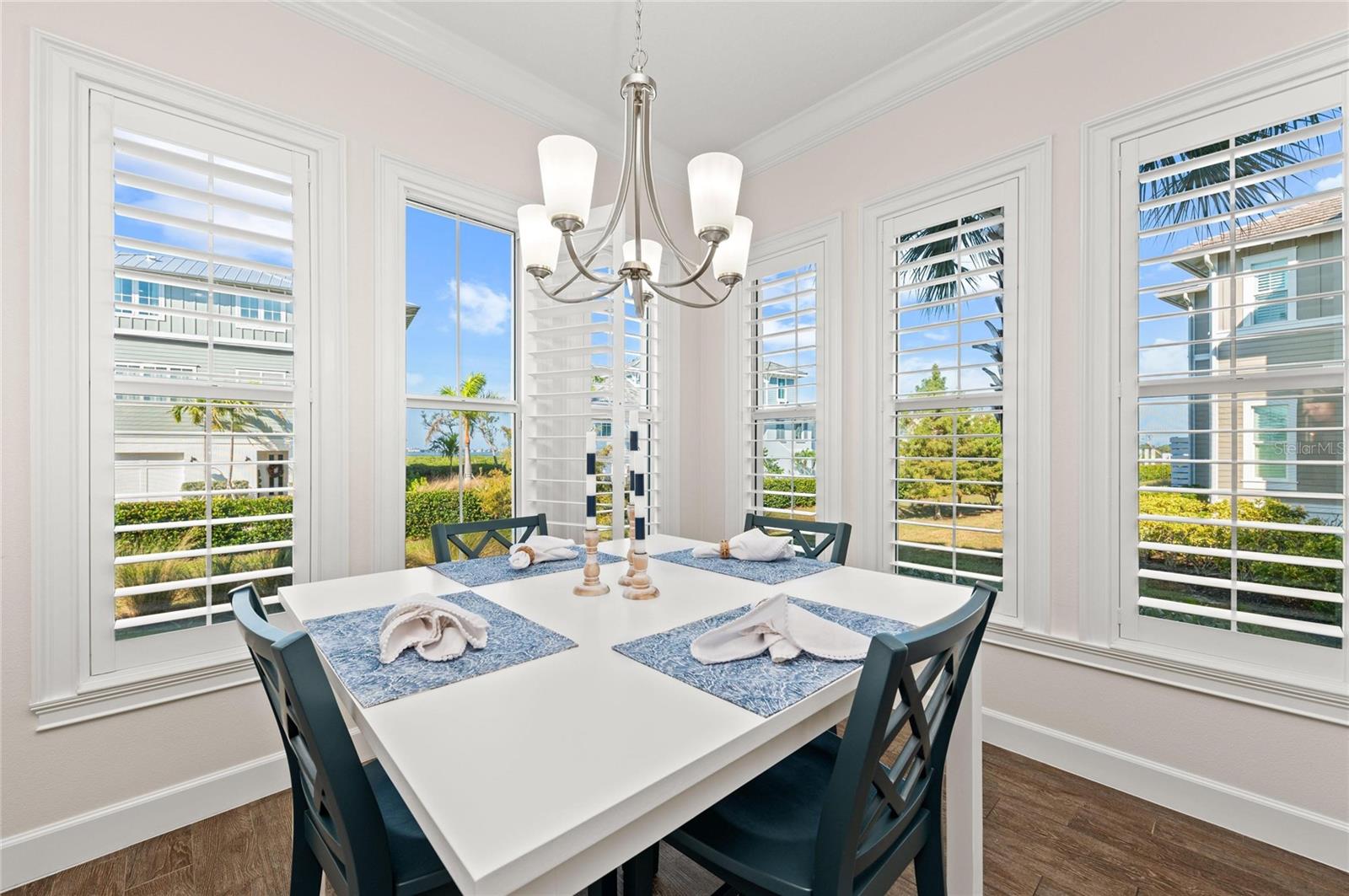 334 CASTAWAY CAY DR #101