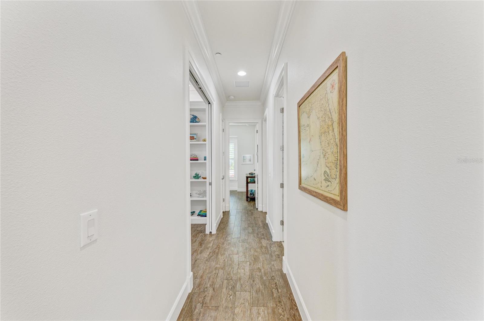 334 CASTAWAY CAY DR #101