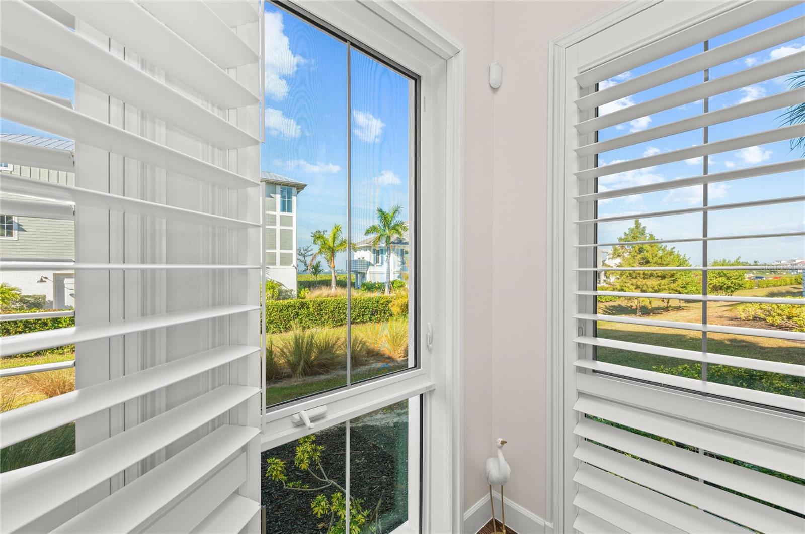 334 CASTAWAY CAY DR #101