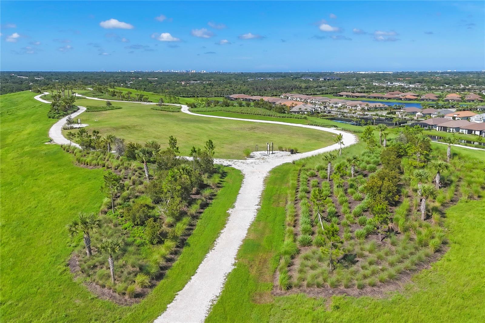 6294 GRANDVIEW HILL CT