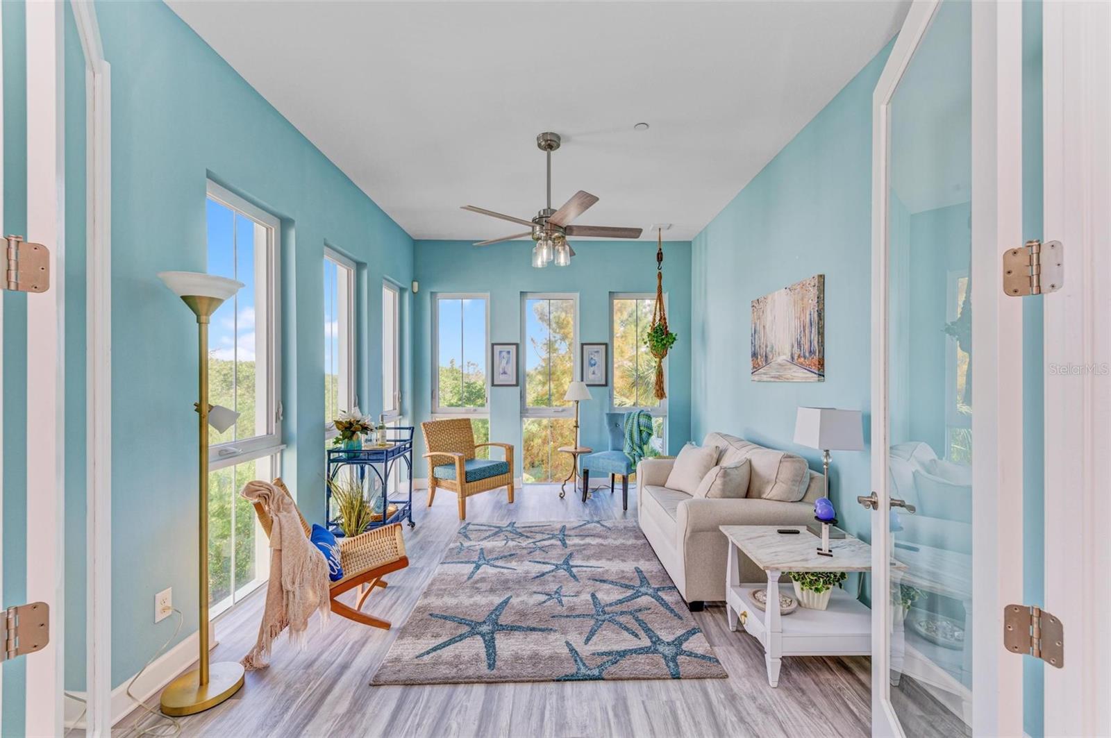 315 SAPPHIRE LAKE DR #201