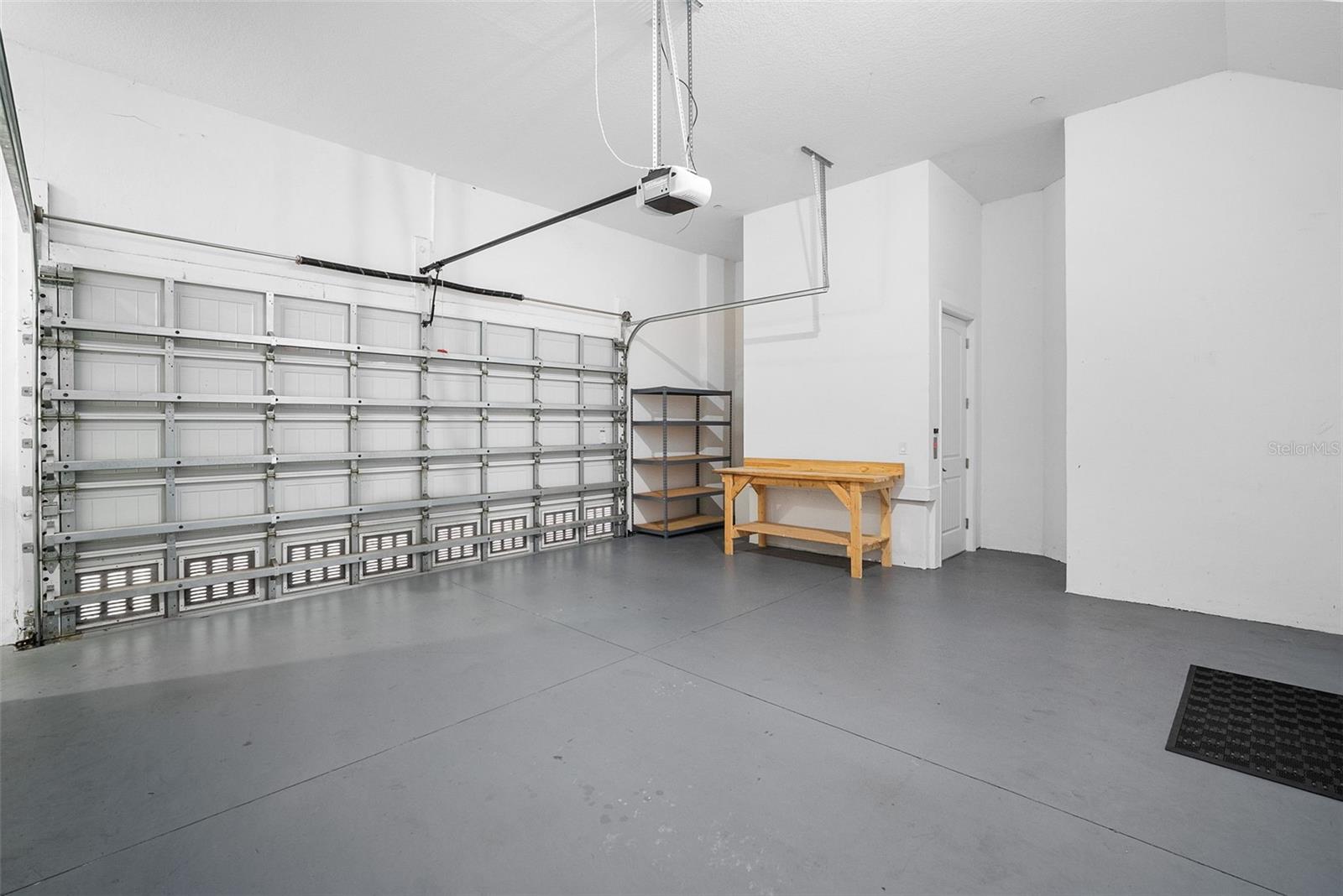 315 SAPPHIRE LAKE DR #201