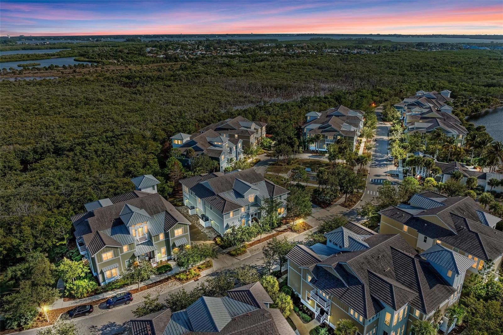 315 SAPPHIRE LAKE DR #201