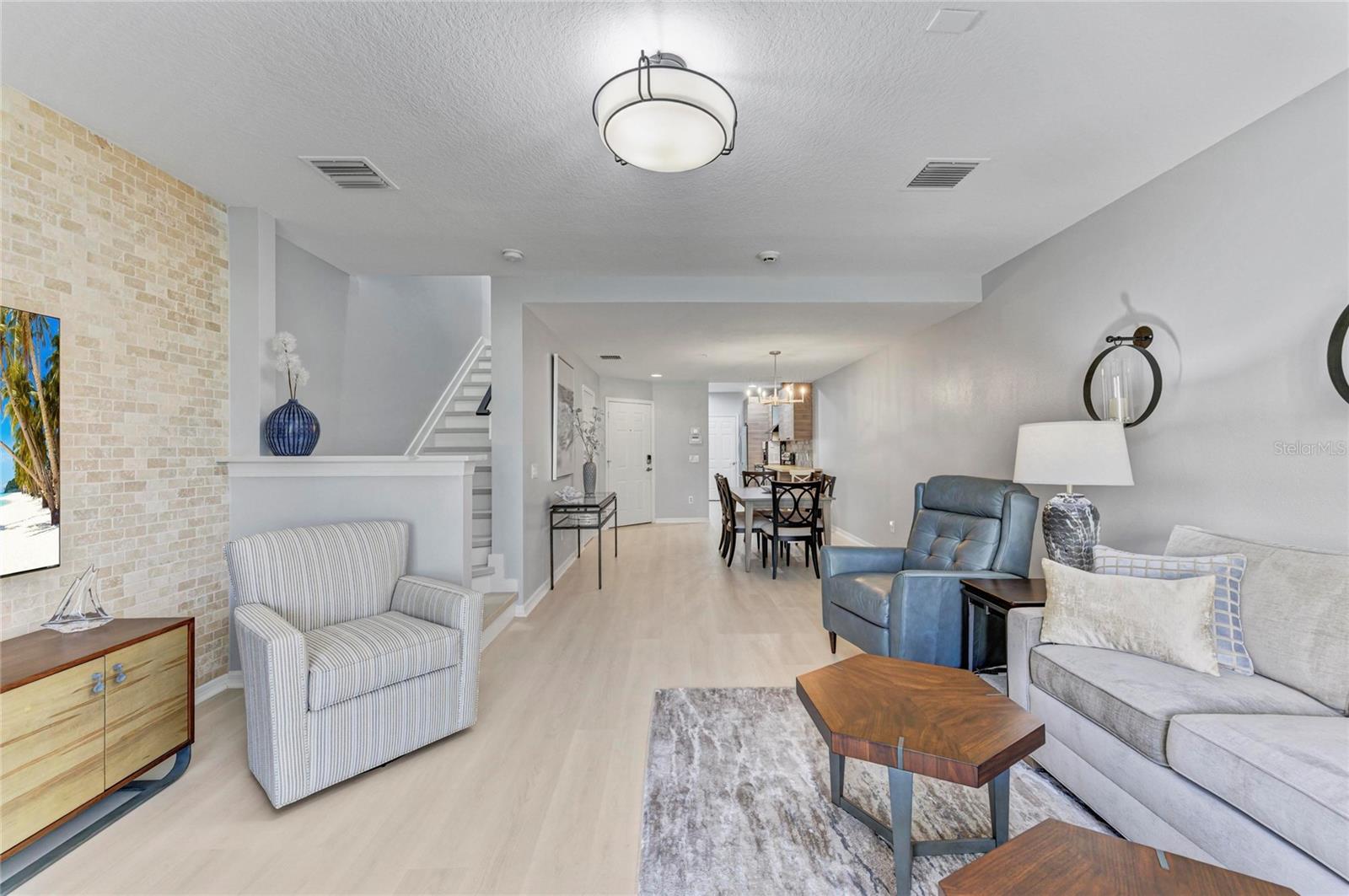 4024 OVERTURE CIR #486