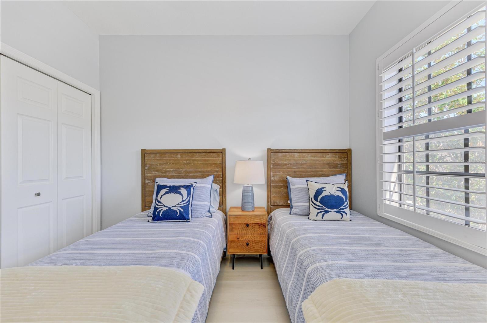 4024 OVERTURE CIR #486