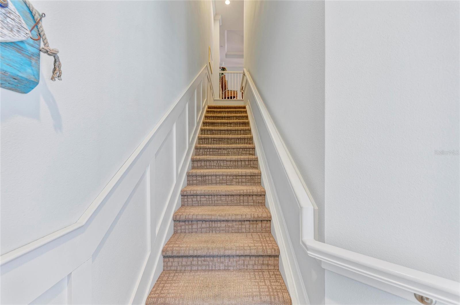 348 SAPPHIRE LAKE DR #201