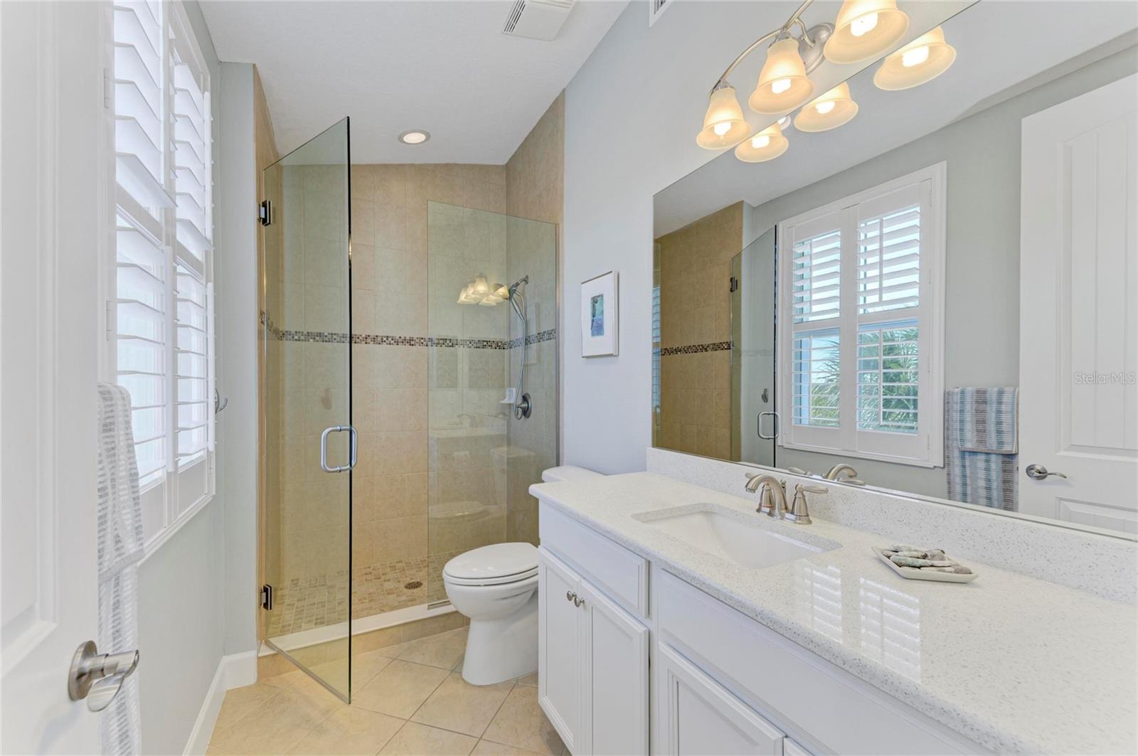 348 SAPPHIRE LAKE DR #201