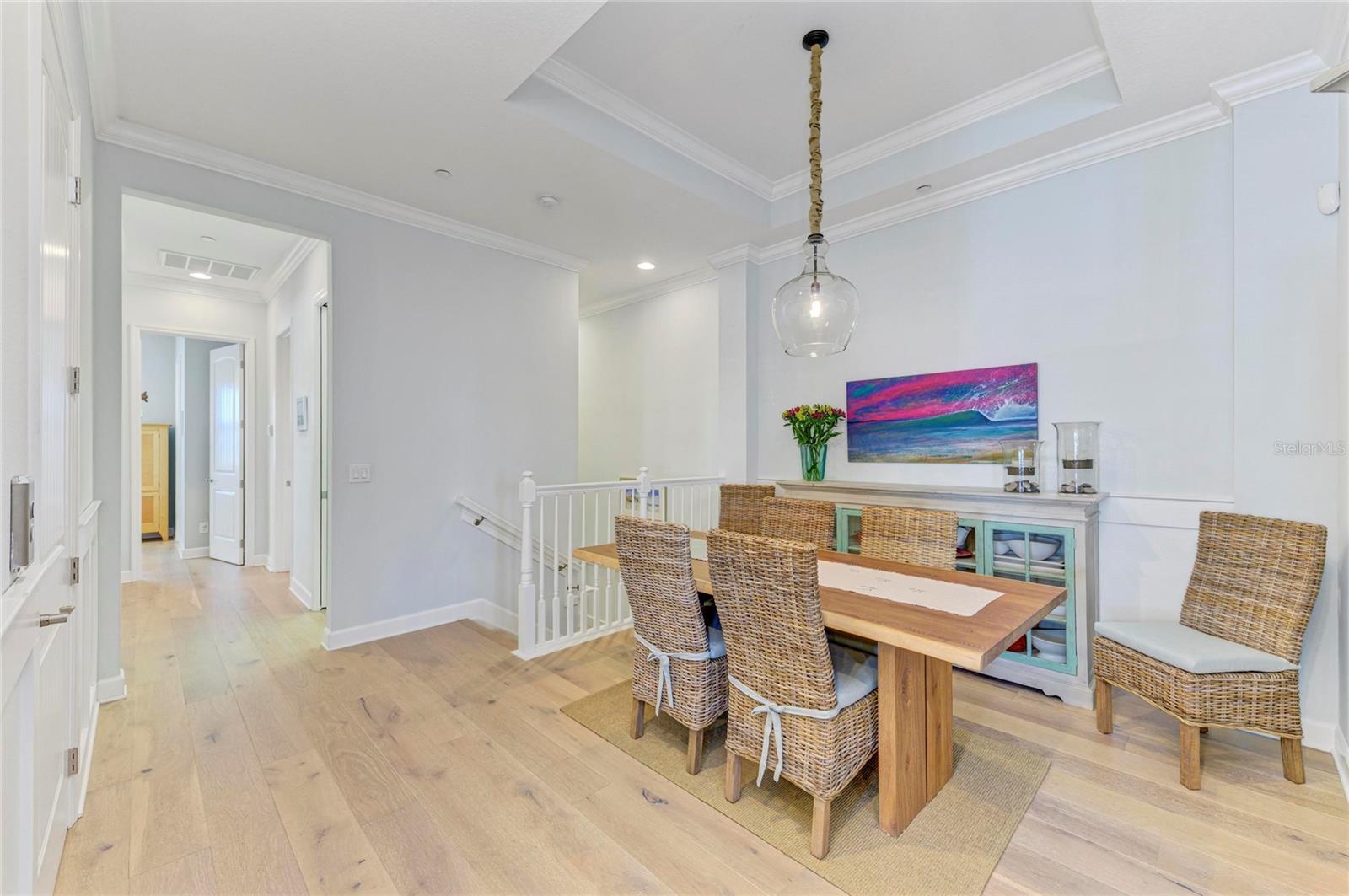 348 SAPPHIRE LAKE DR #201