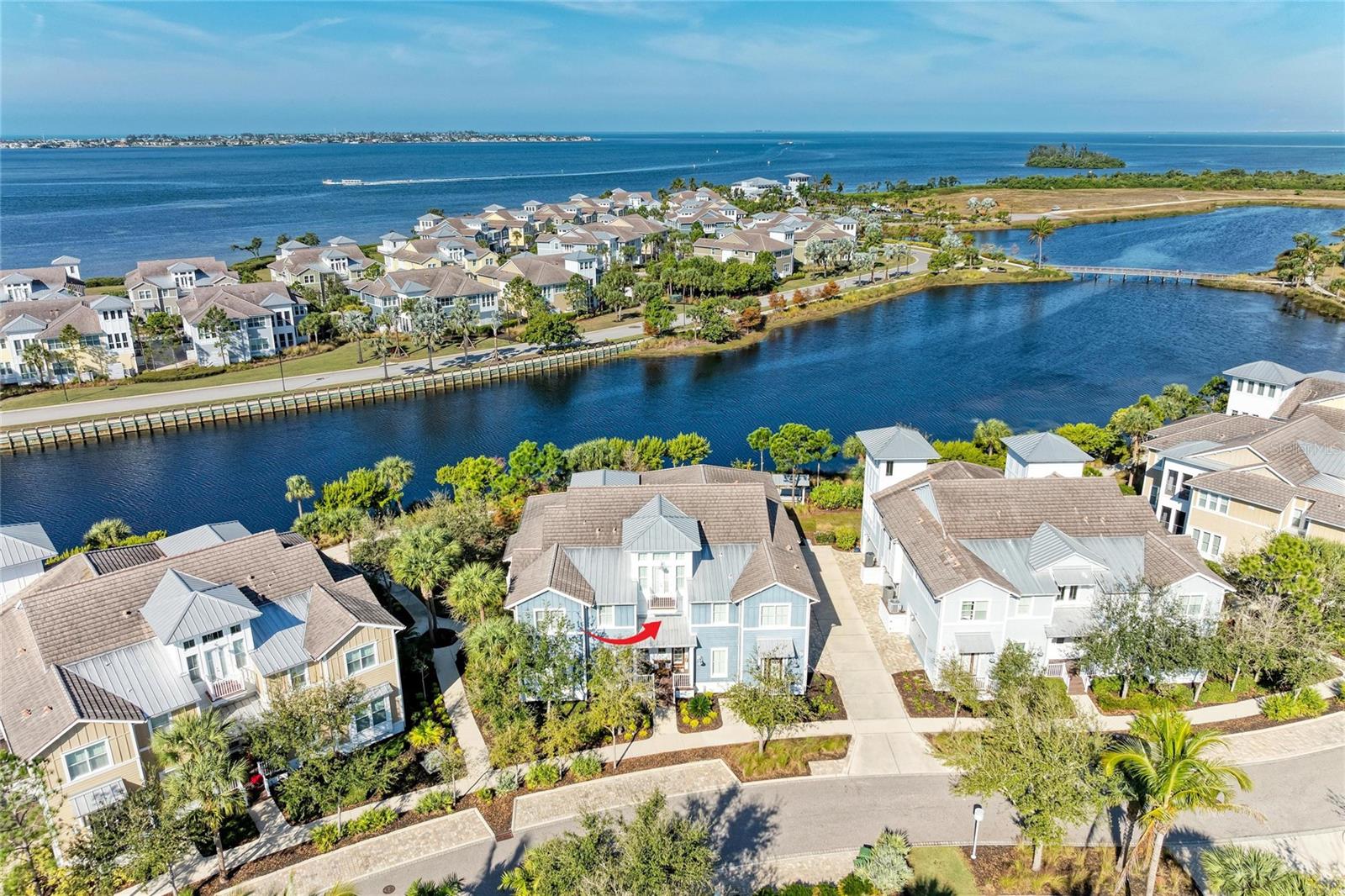 266 SAPPHIRE LAKE DR #202