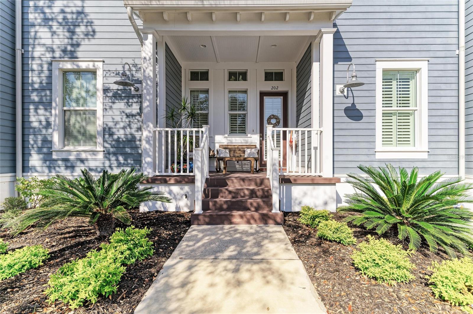 266 SAPPHIRE LAKE DR #202