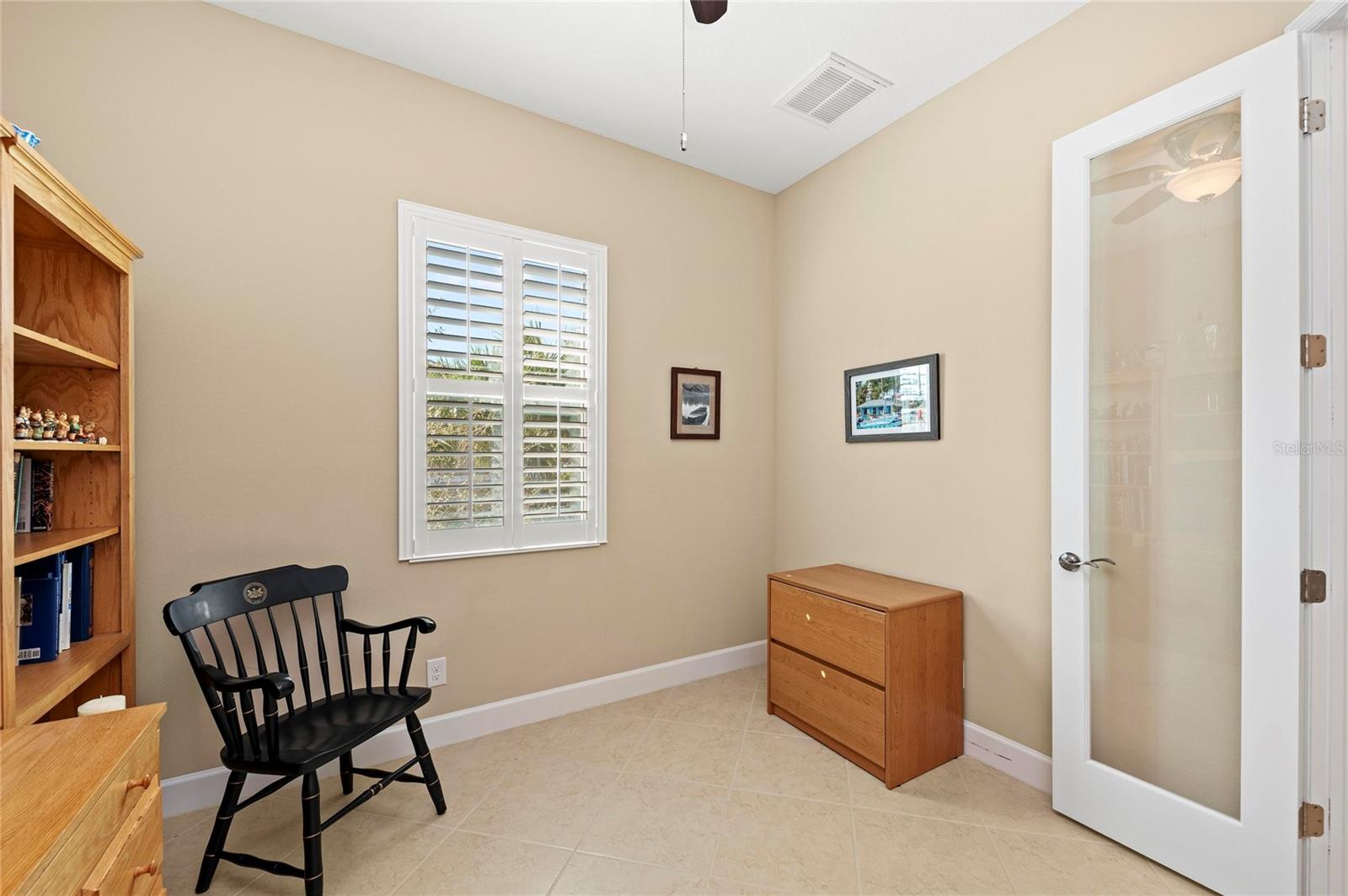 266 SAPPHIRE LAKE DR #202