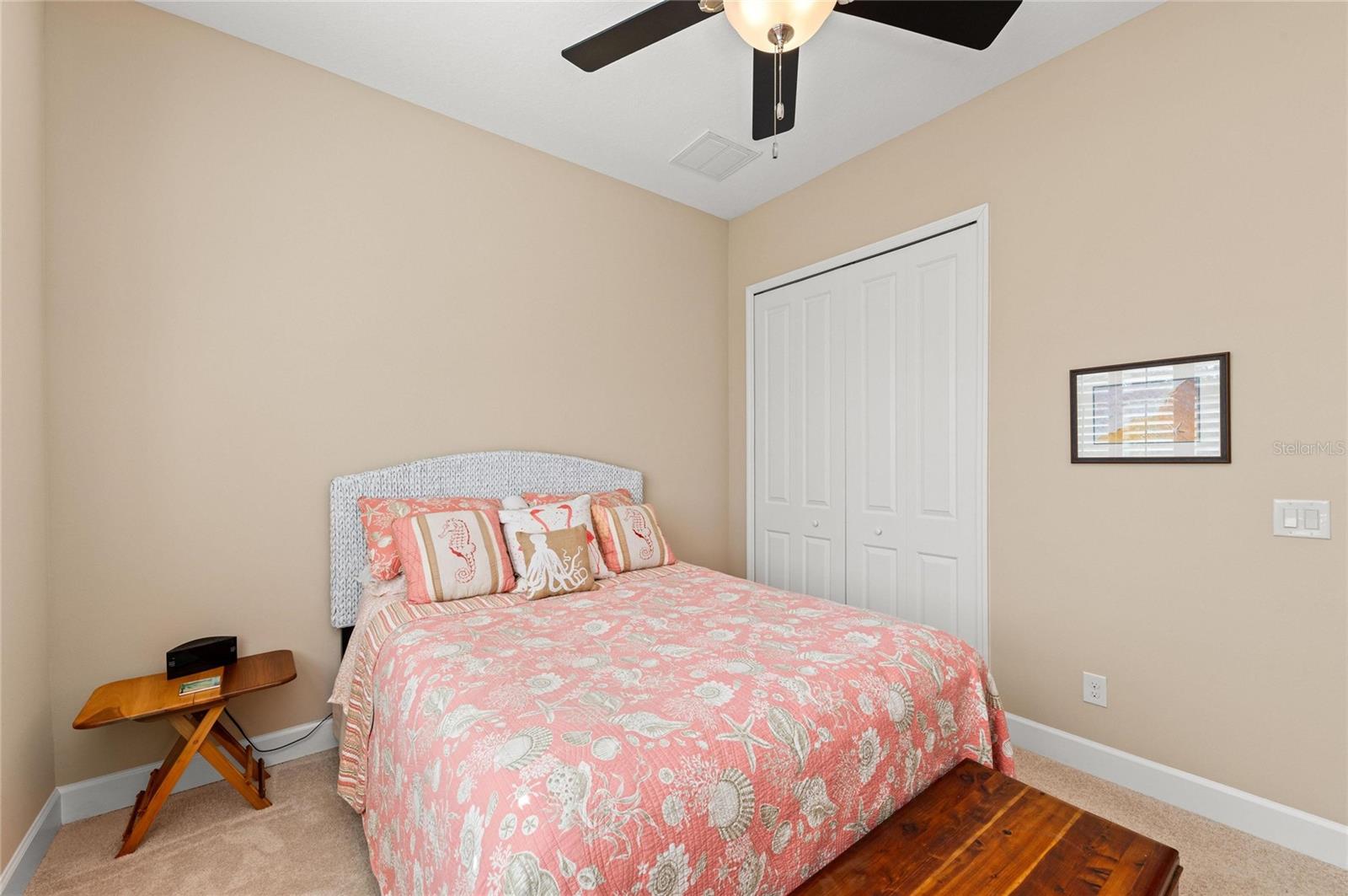 266 SAPPHIRE LAKE DR #202