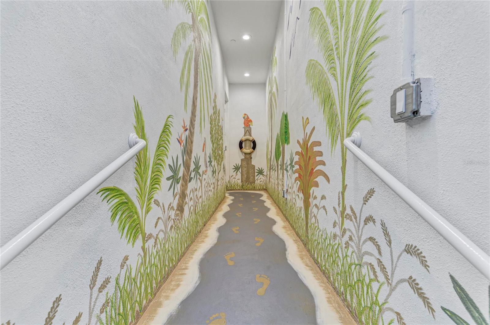 229 SAPPHIRE LAKE #101