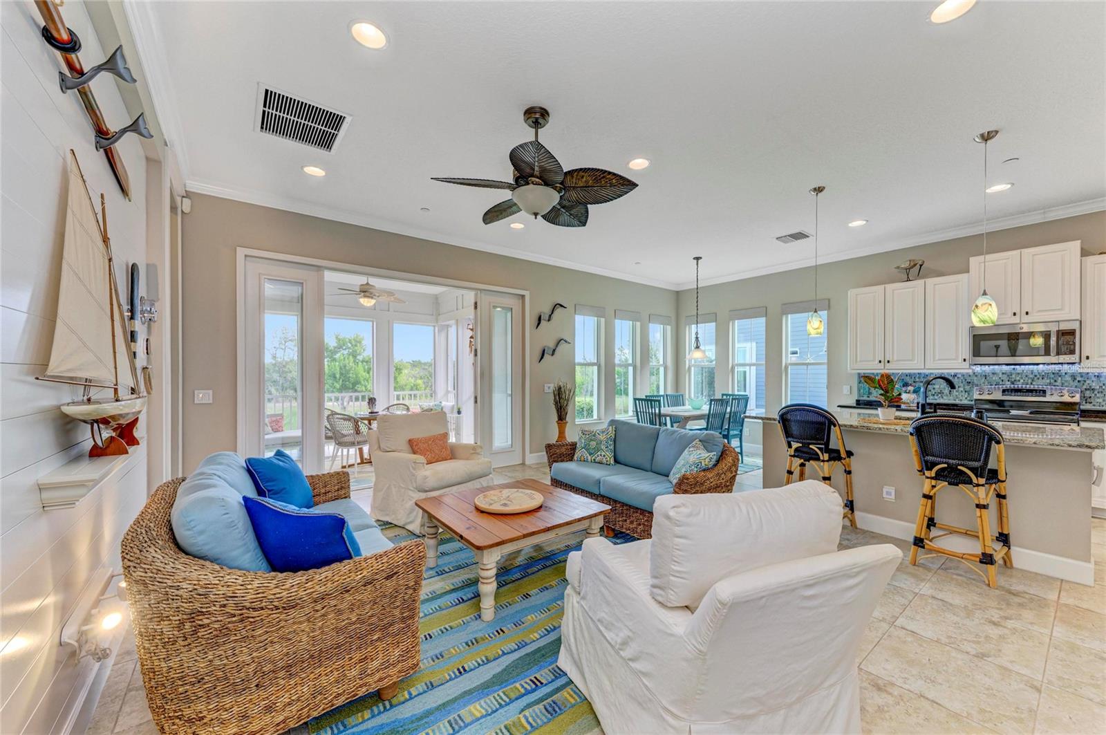 229 SAPPHIRE LAKE #101