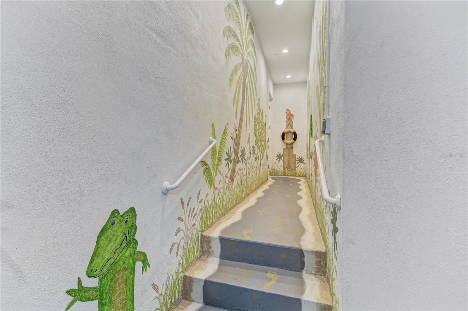 229 SAPPHIRE LAKE #101