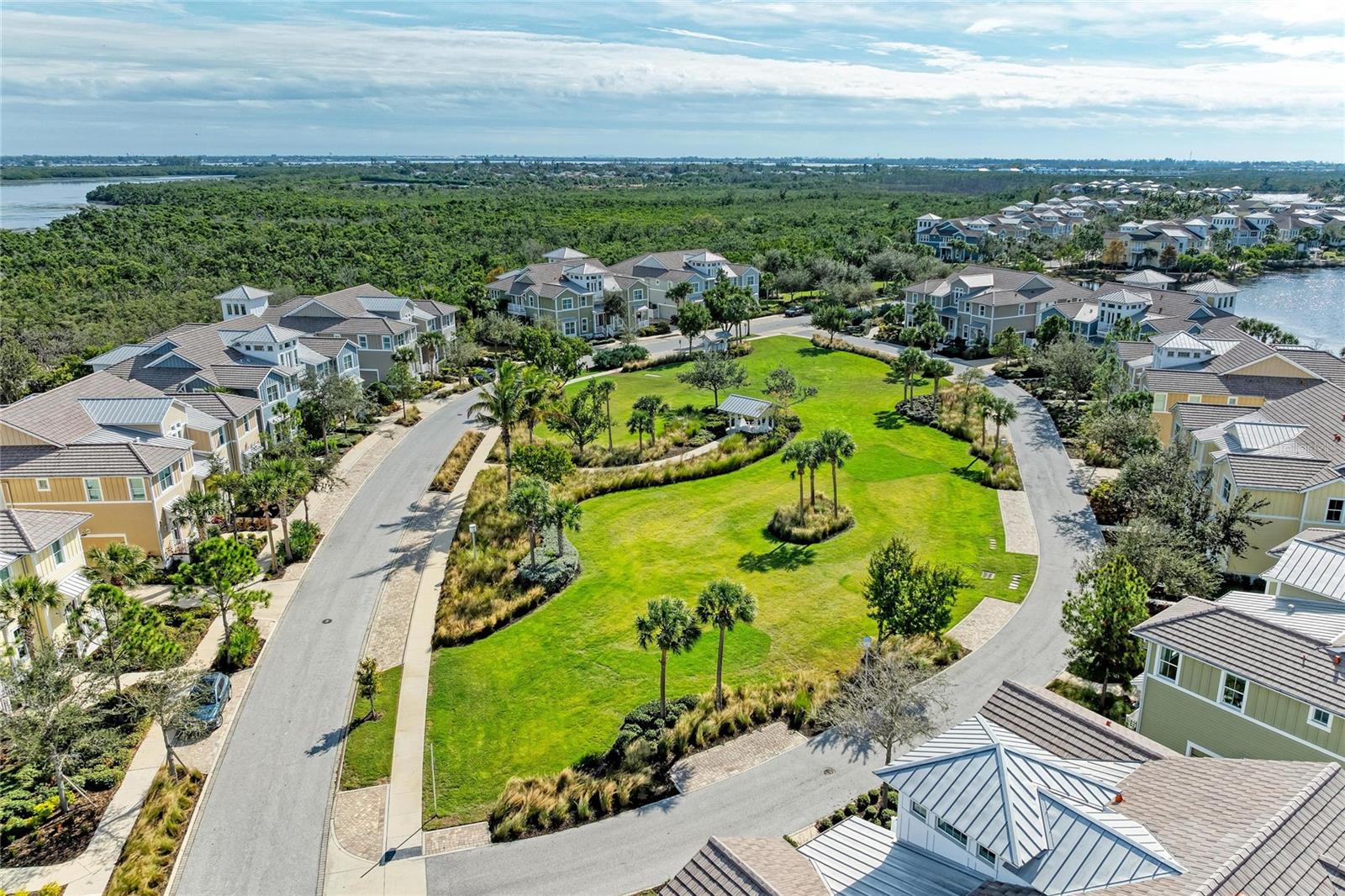 229 SAPPHIRE LAKE #101