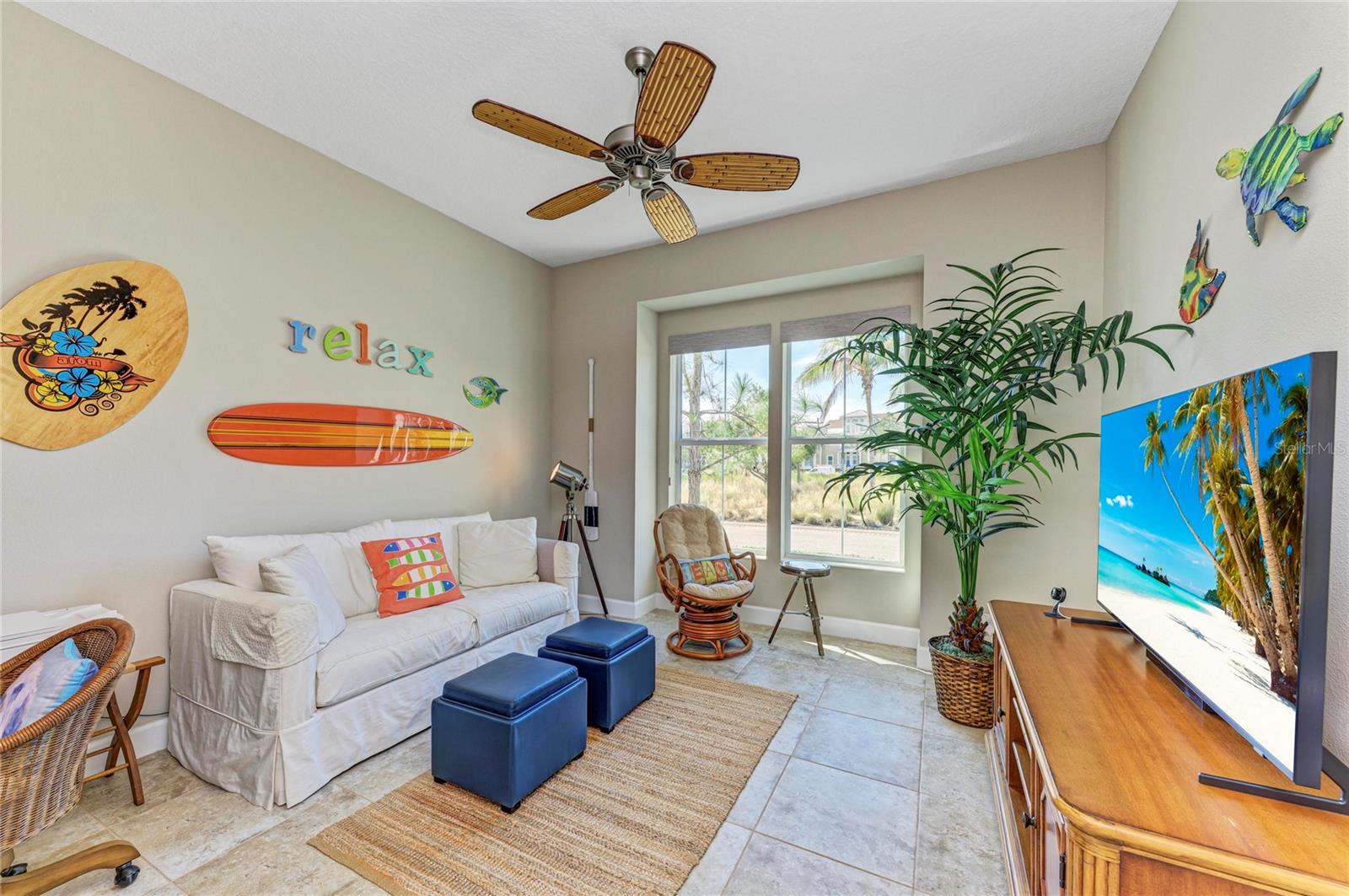 229 SAPPHIRE LAKE #101