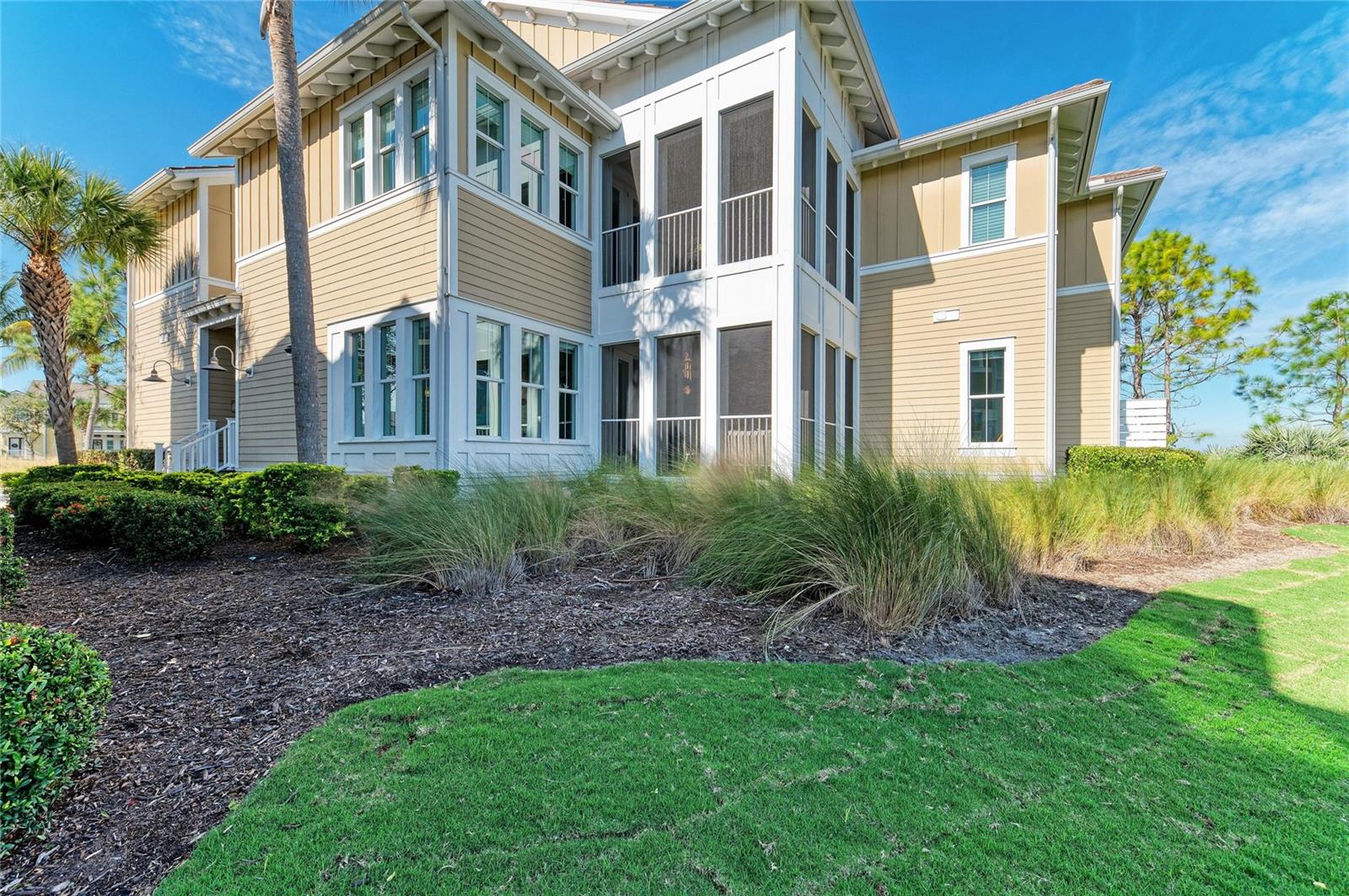 229 SAPPHIRE LAKE #101