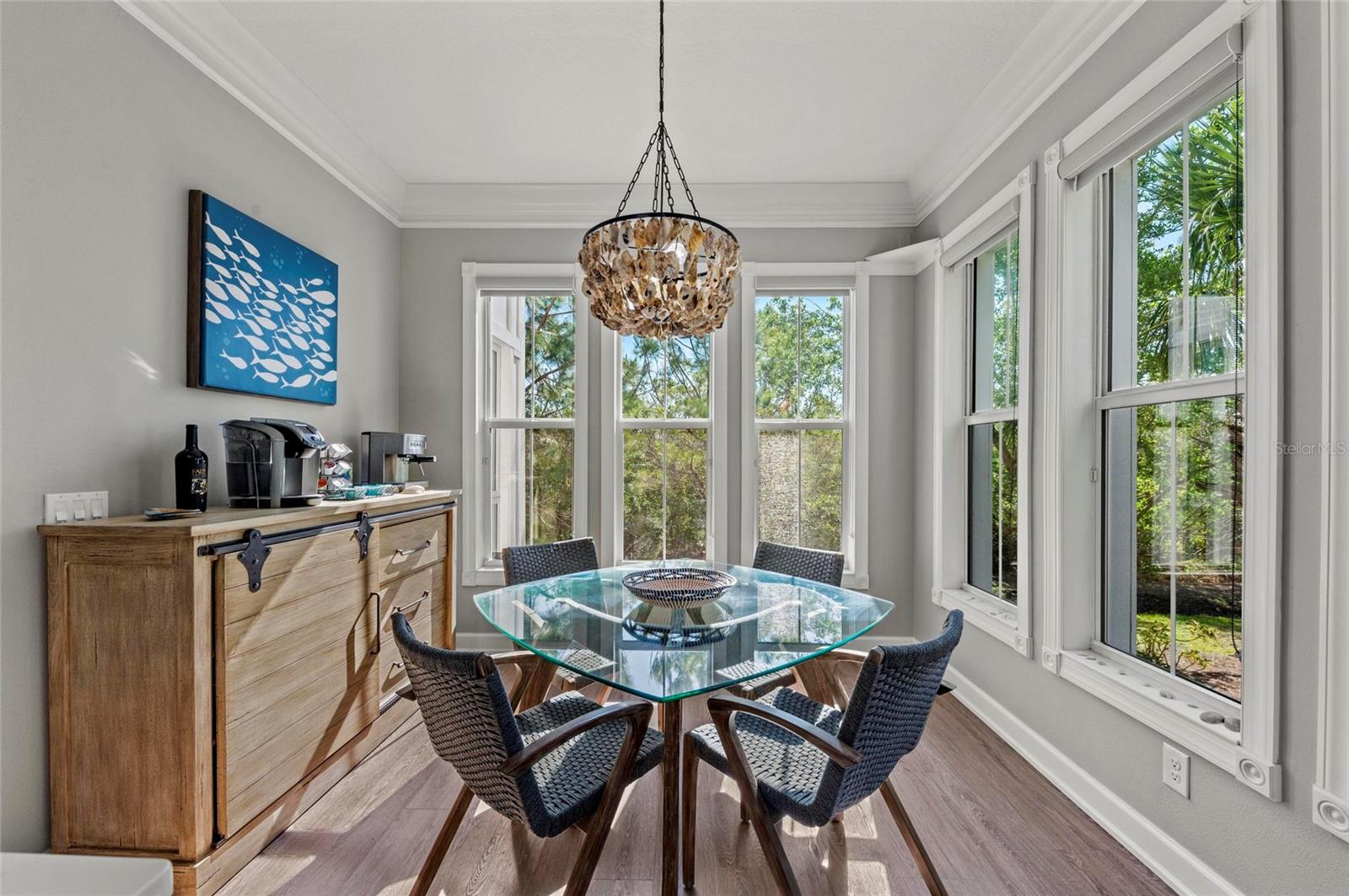 275 SAPPHIRE LAKE DR #101