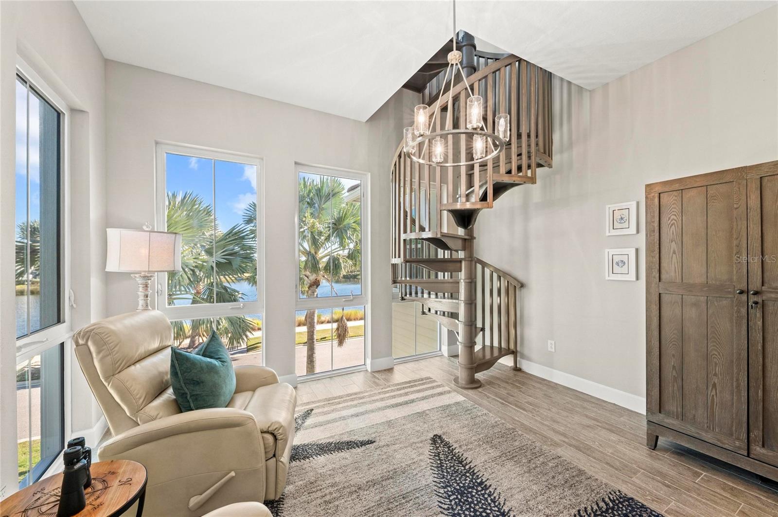 295 COMPASS POINT DR #202