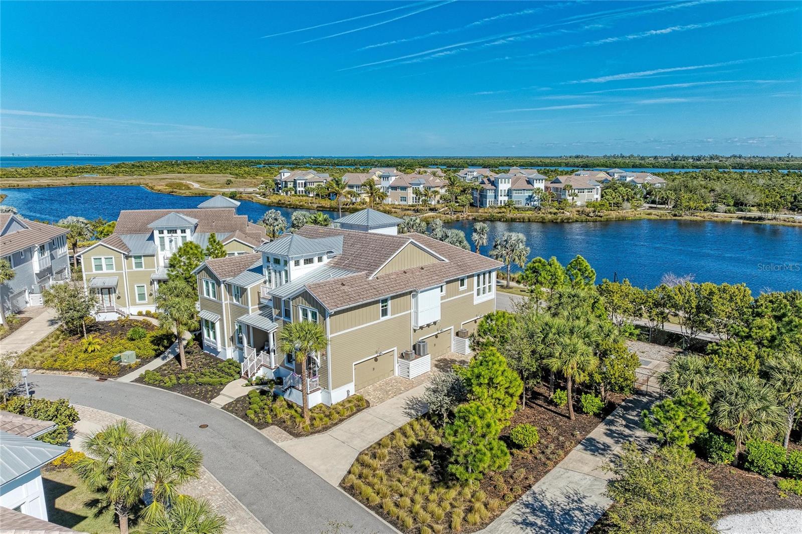 295 COMPASS POINT DR #202