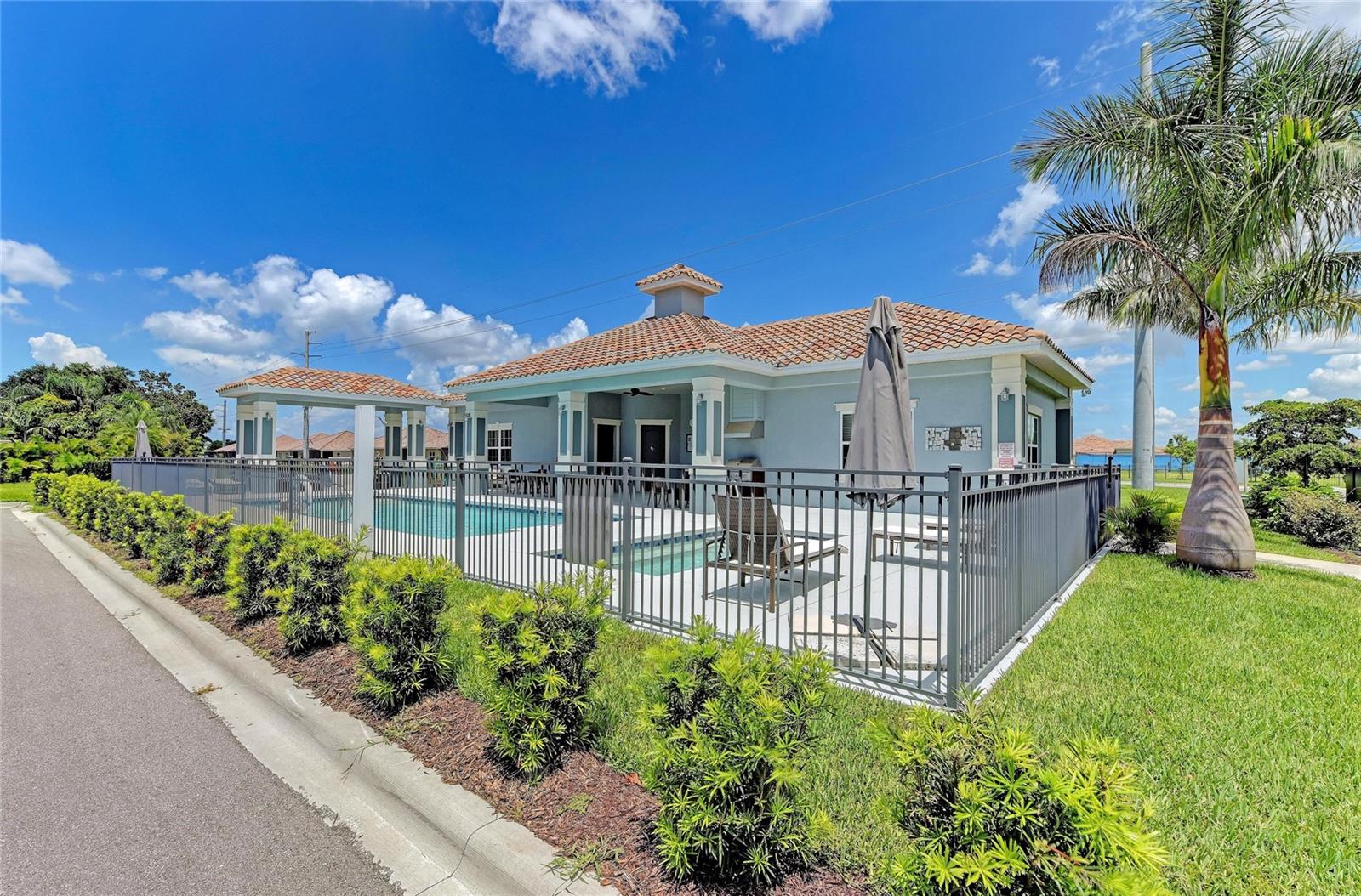 6906 PLAYA BELLA DR