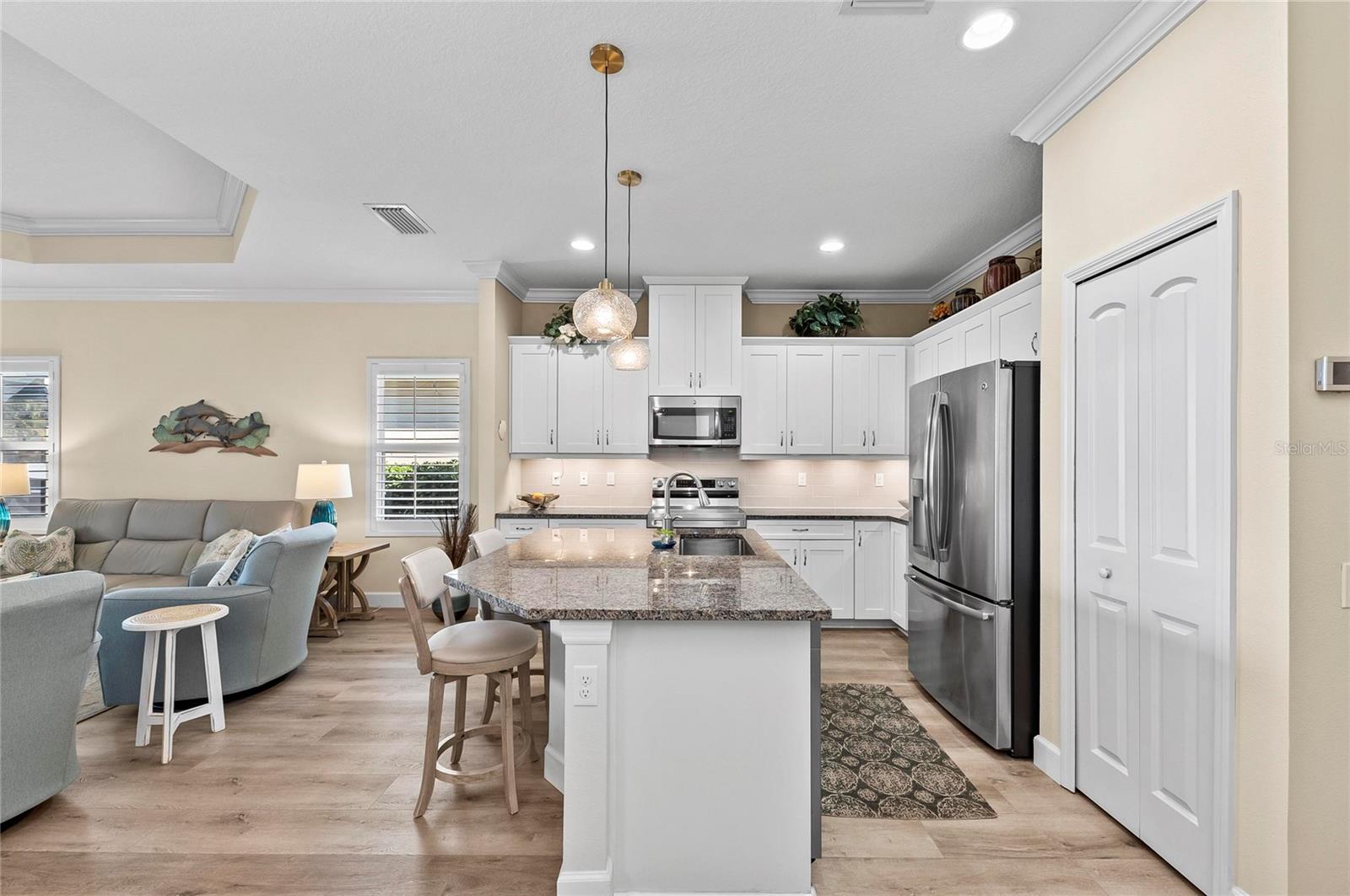 6906 PLAYA BELLA DR