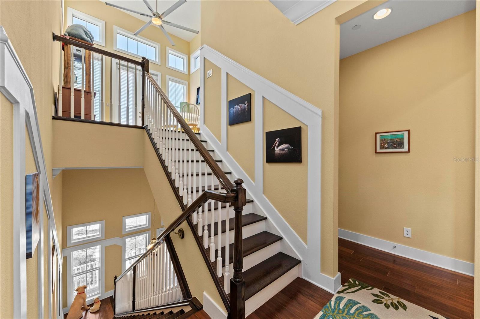 267 SAPPHIRE LAKE DR #202