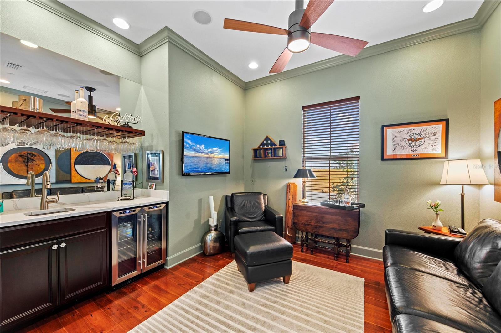 226 SAPPHIRE LAKE DR #101