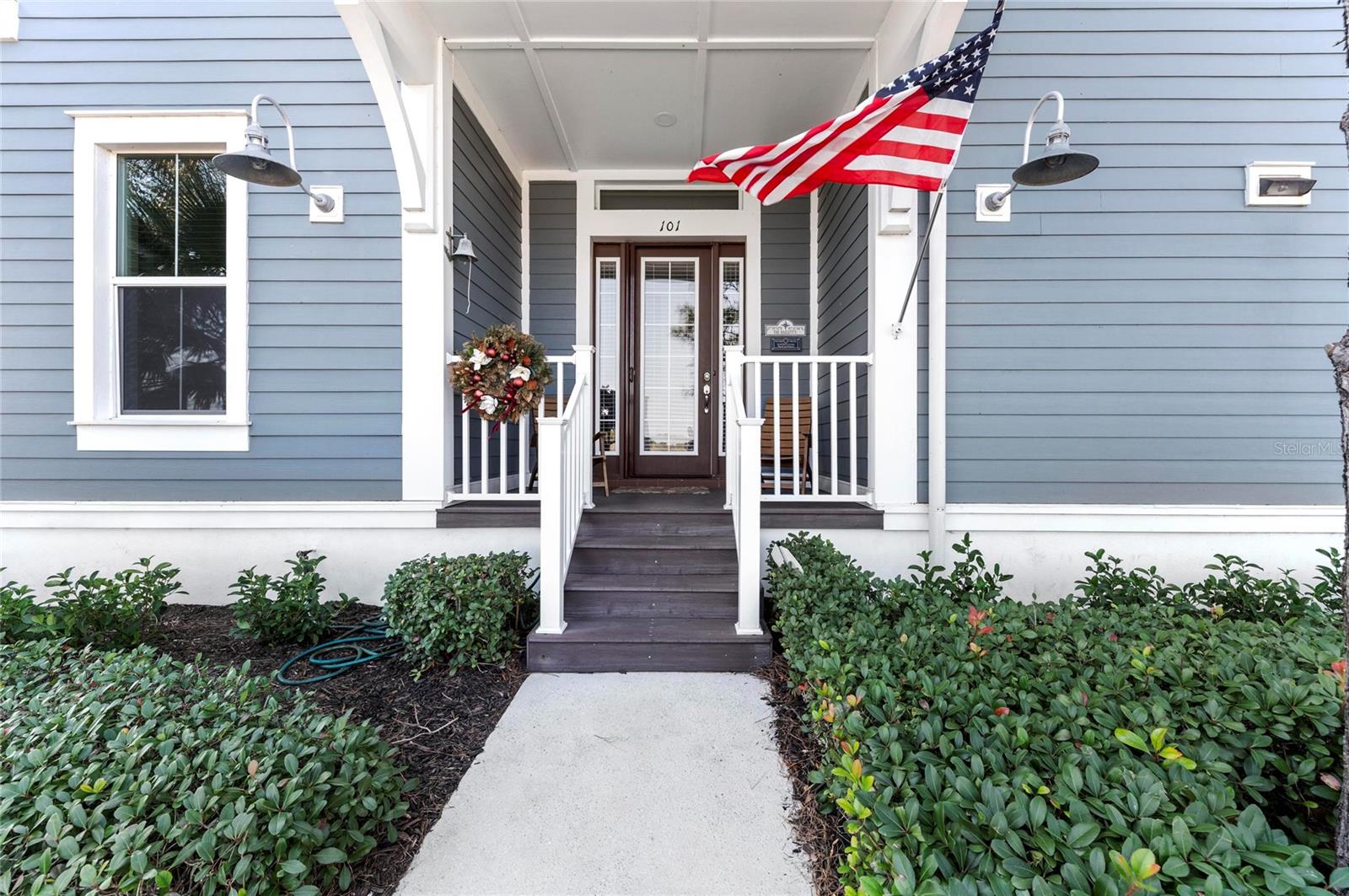 226 SAPPHIRE LAKE DR #101