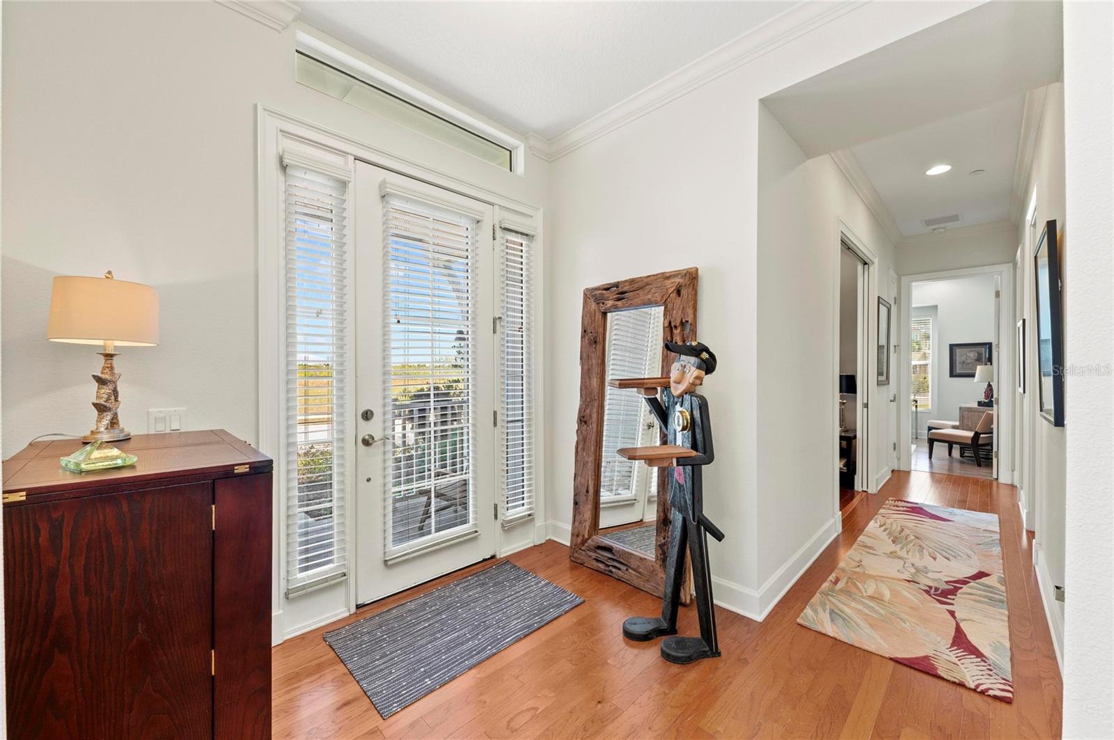 226 SAPPHIRE LAKE DR #101