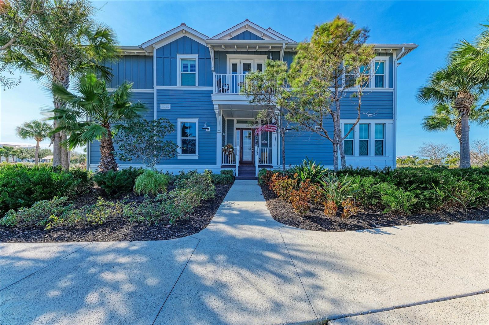 226 SAPPHIRE LAKE DR #101