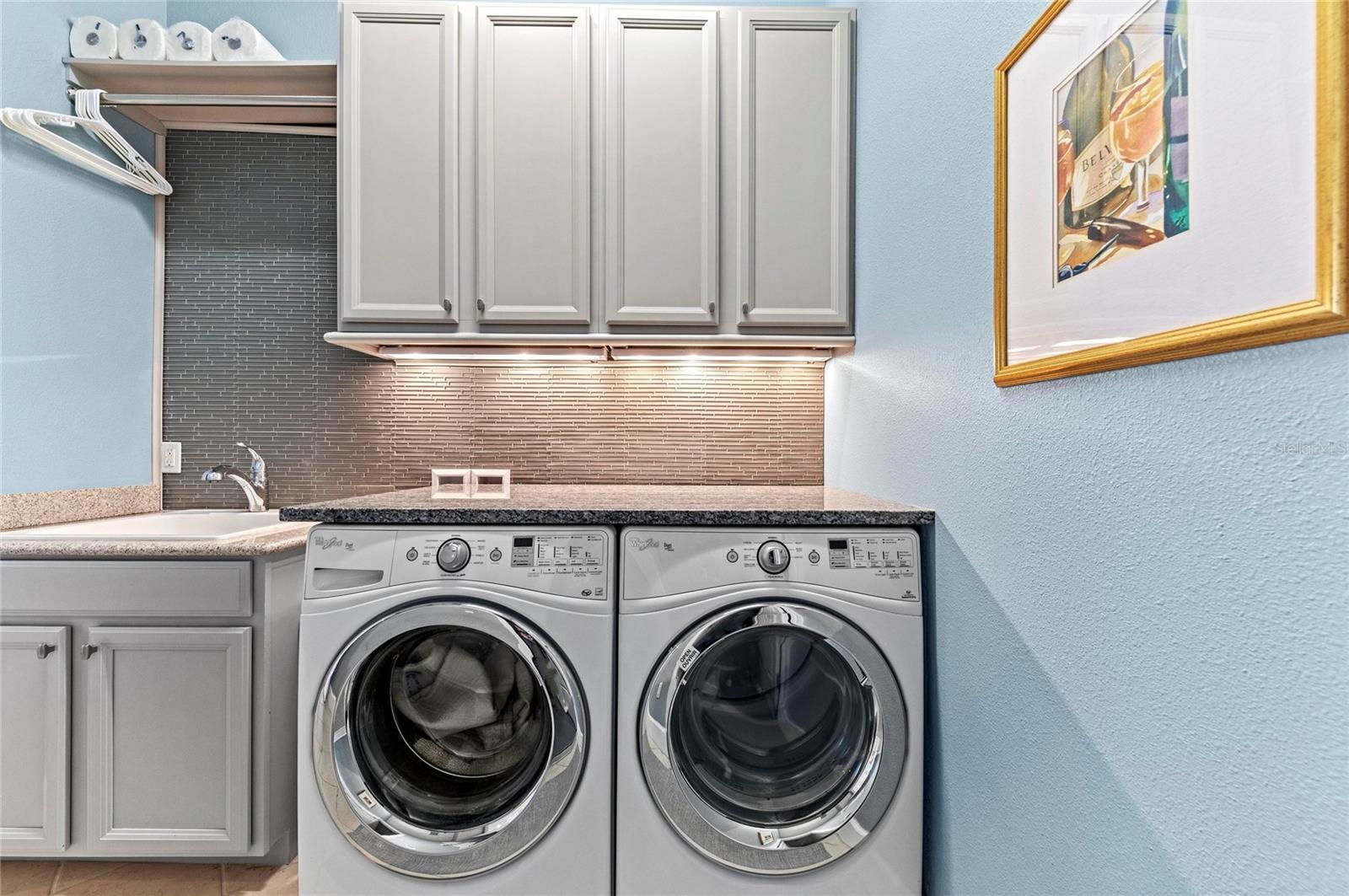 226 SAPPHIRE LAKE DR #101