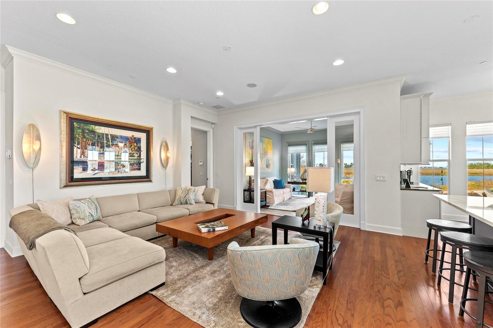 226 SAPPHIRE LAKE DR #101