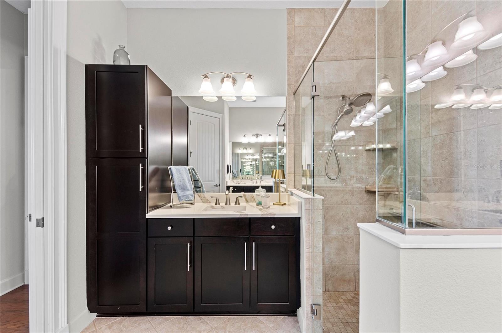 226 SAPPHIRE LAKE DR #101