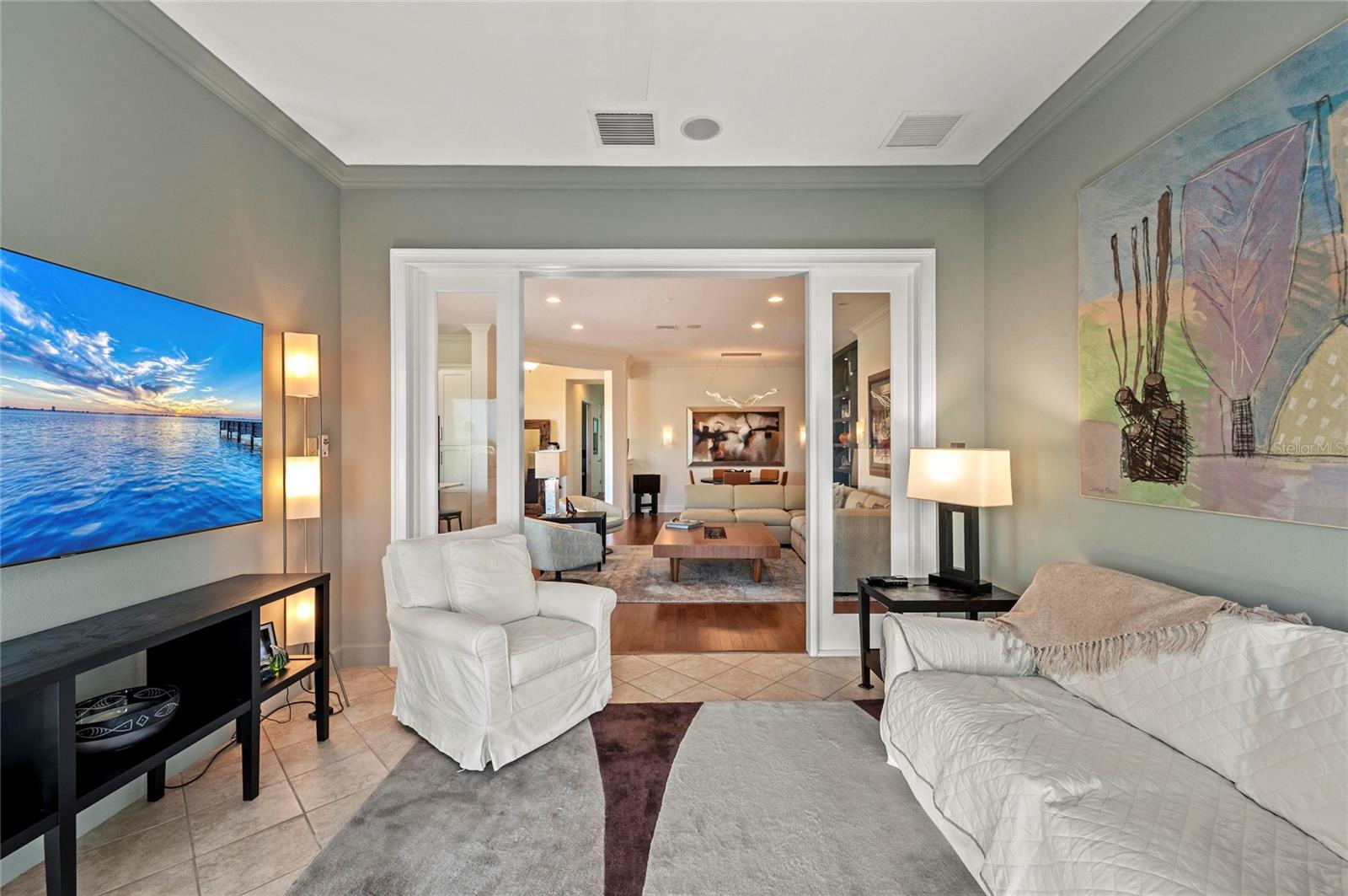 226 SAPPHIRE LAKE DR #101