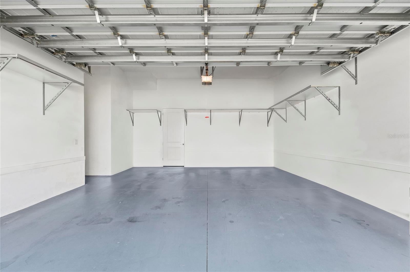 289 SAPPHIRE LAKE DR #201