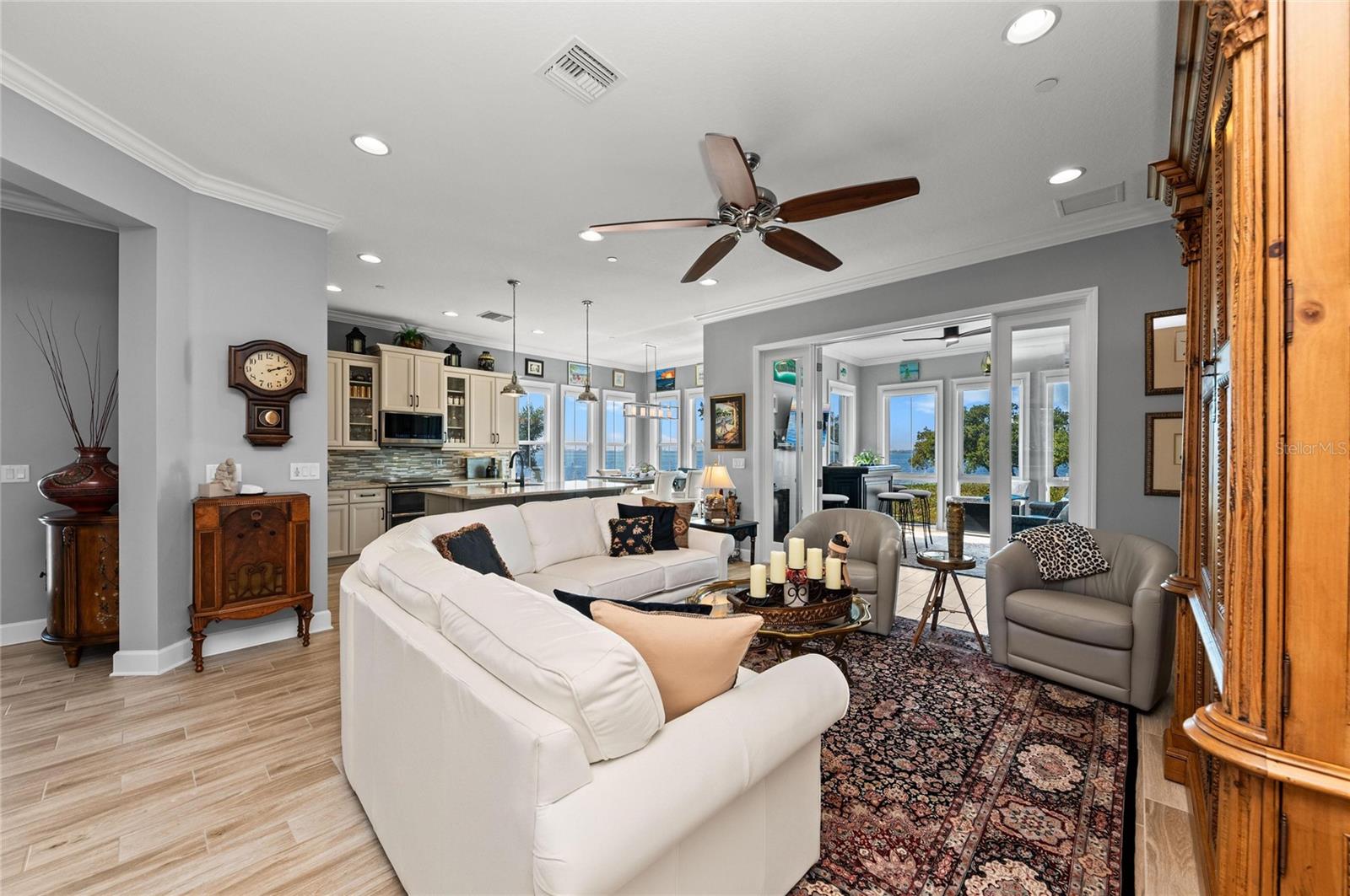 268 SAINT LUCIA DR #101