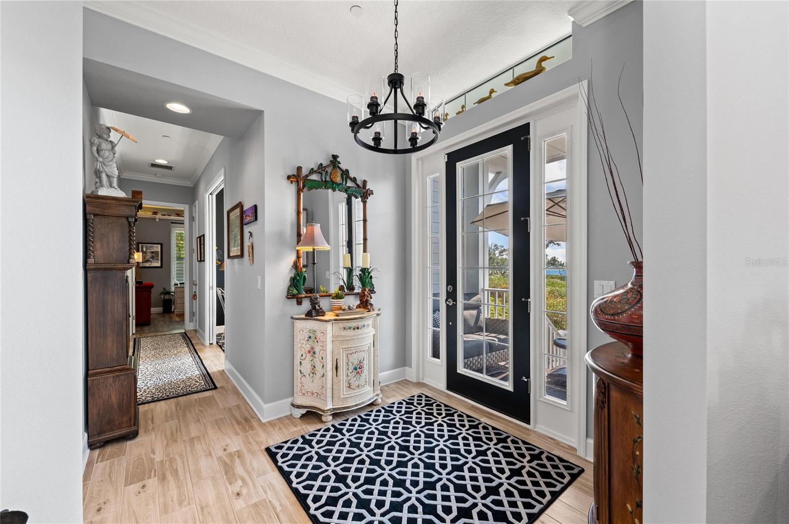 268 SAINT LUCIA DR #101