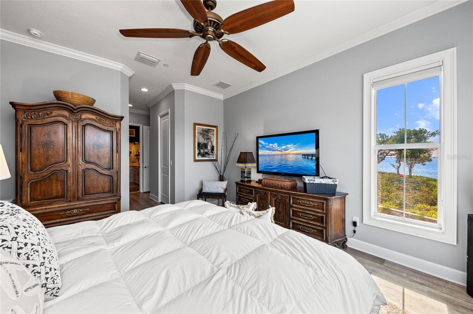 268 SAINT LUCIA DR #101