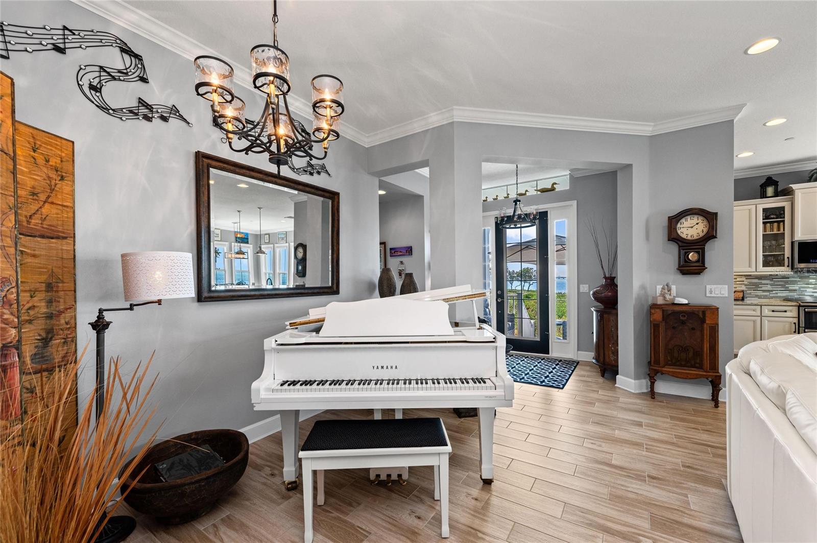 268 SAINT LUCIA DR #101