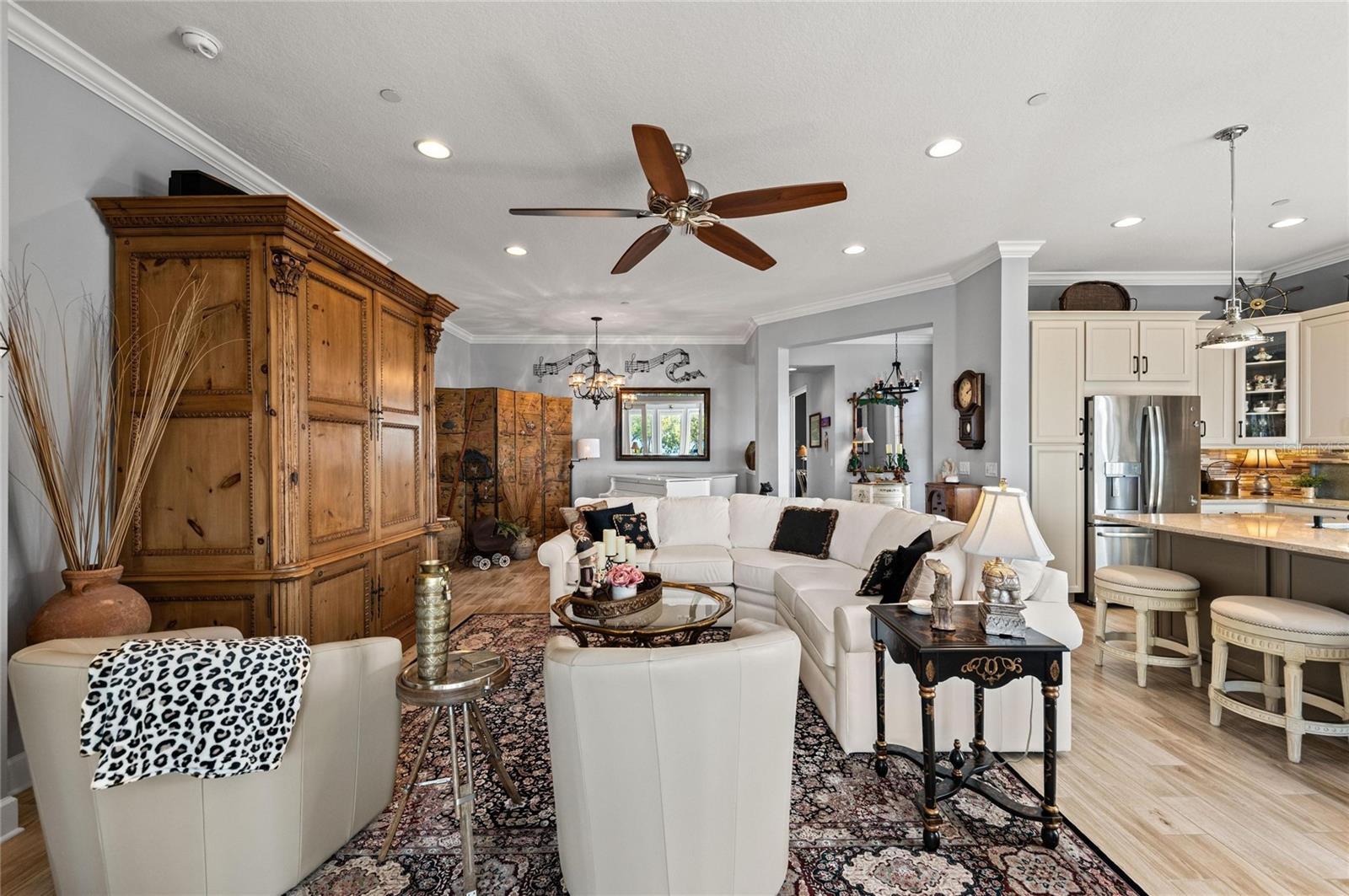 268 SAINT LUCIA DR #101