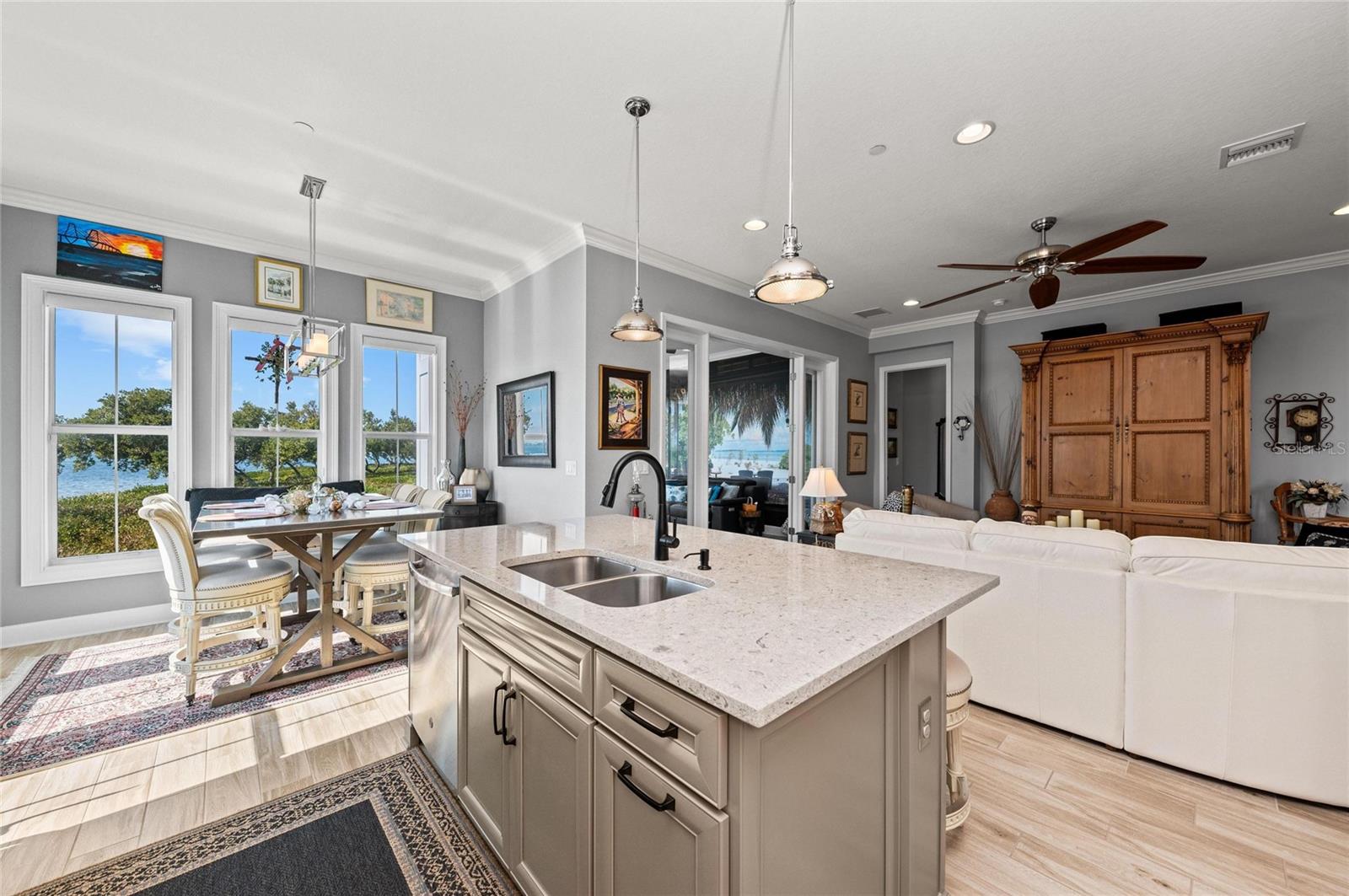 268 SAINT LUCIA DR #101