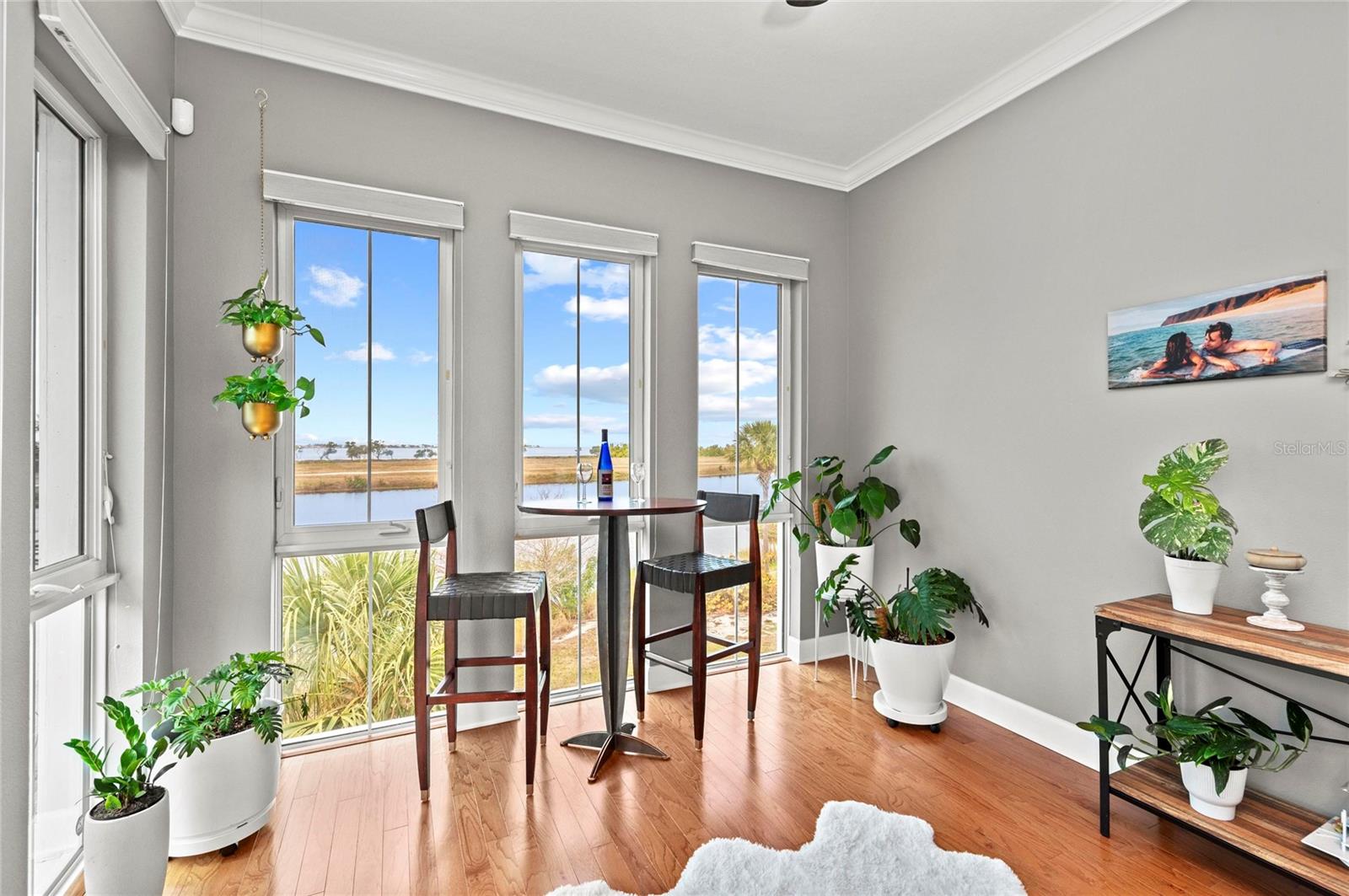 226 SAPPHIRE LAKE DR #201