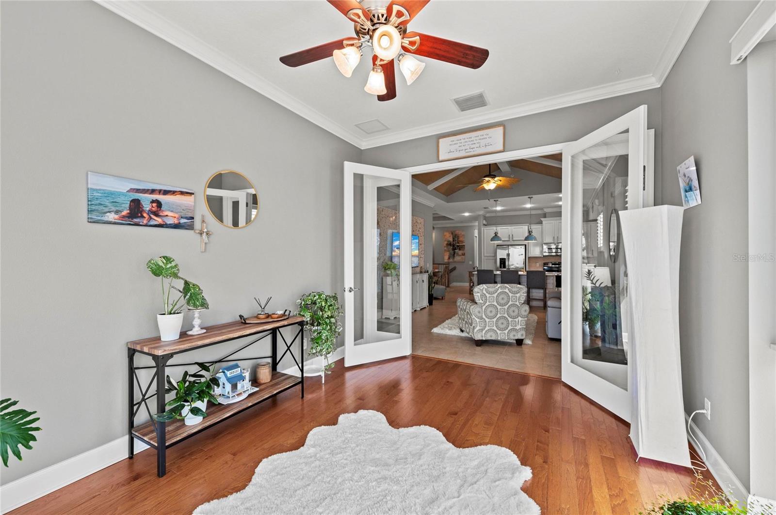 226 SAPPHIRE LAKE DR #201