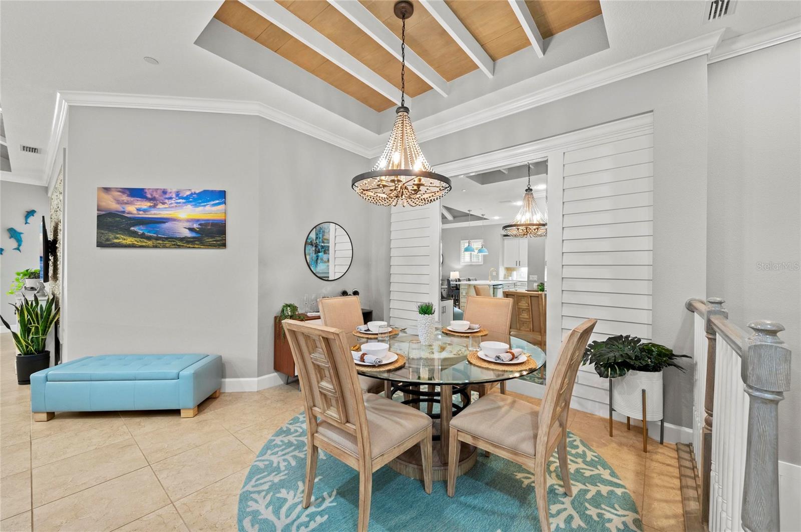 226 SAPPHIRE LAKE DR #201