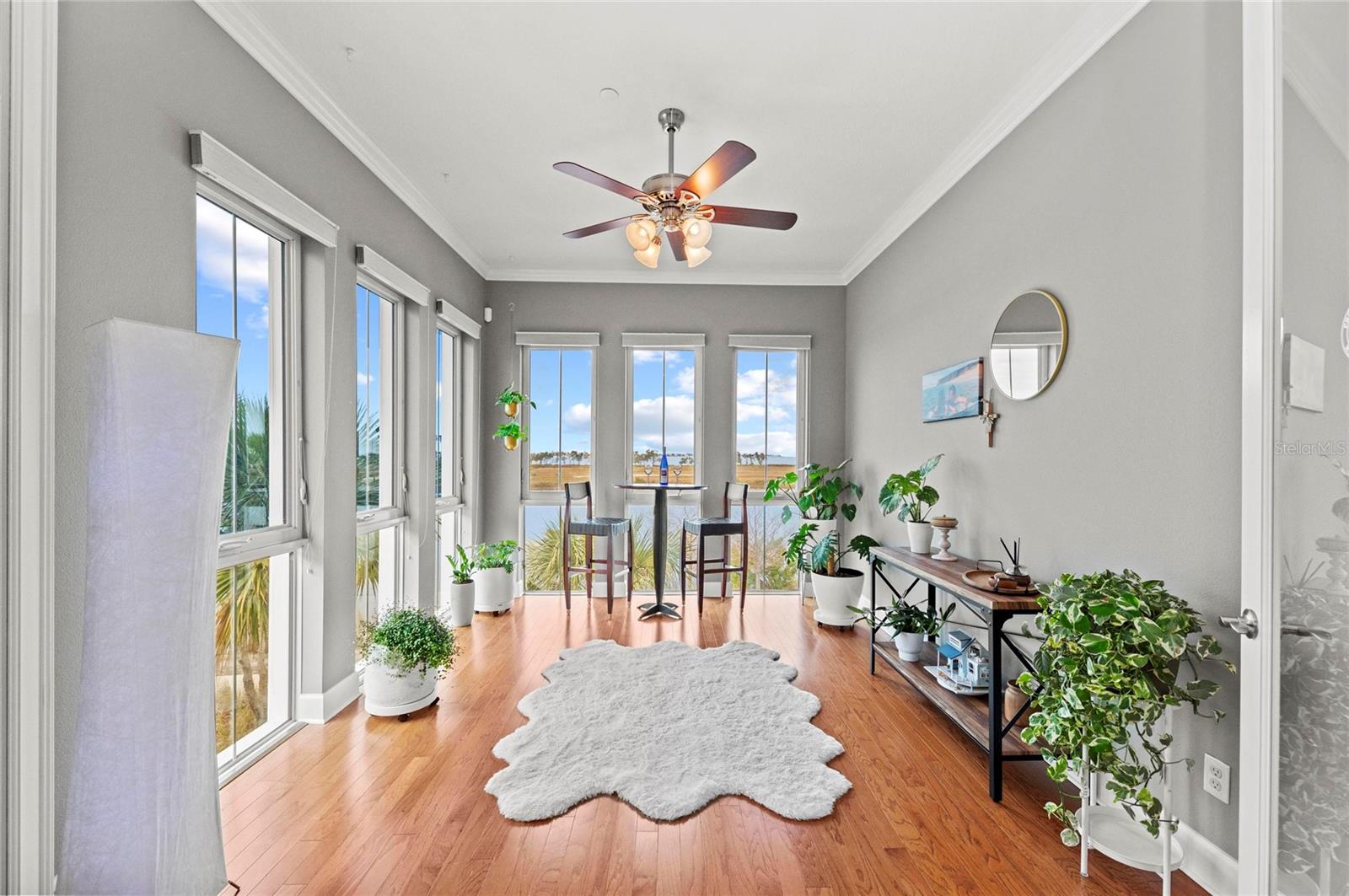 226 SAPPHIRE LAKE DR #201