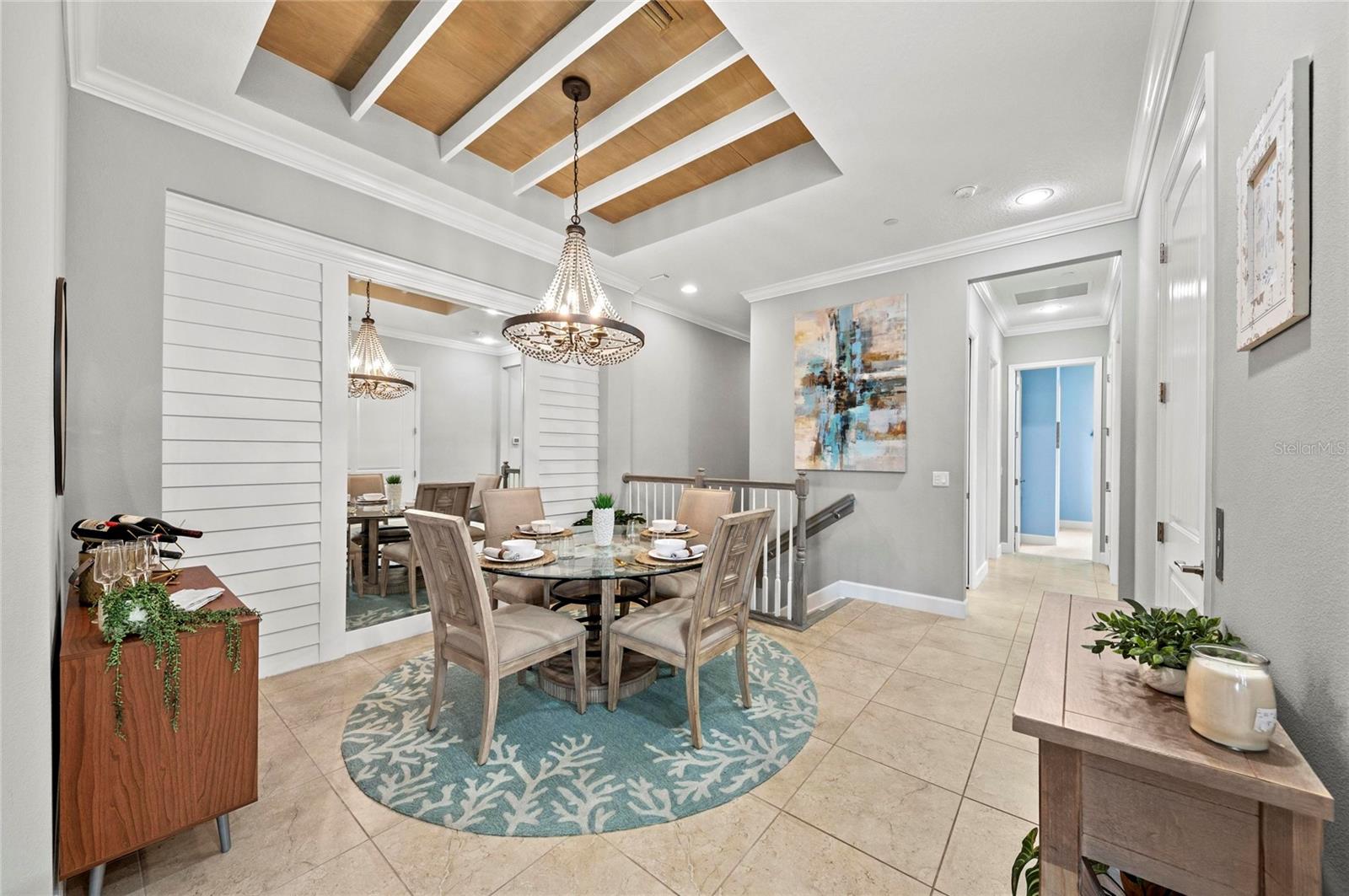 226 SAPPHIRE LAKE DR #201